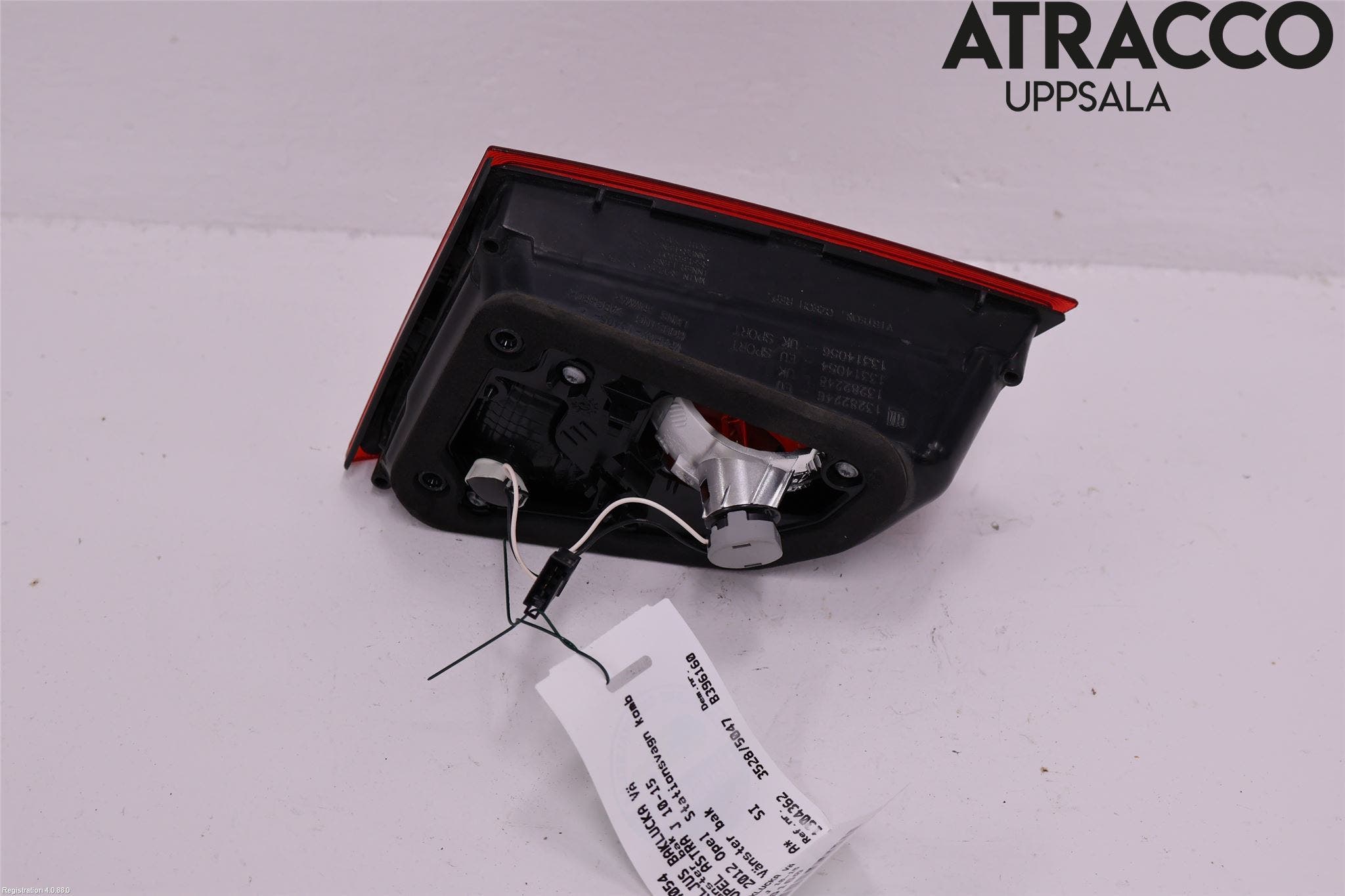 Opel ASTRA J 10-15 Bakljus Lucka Vä