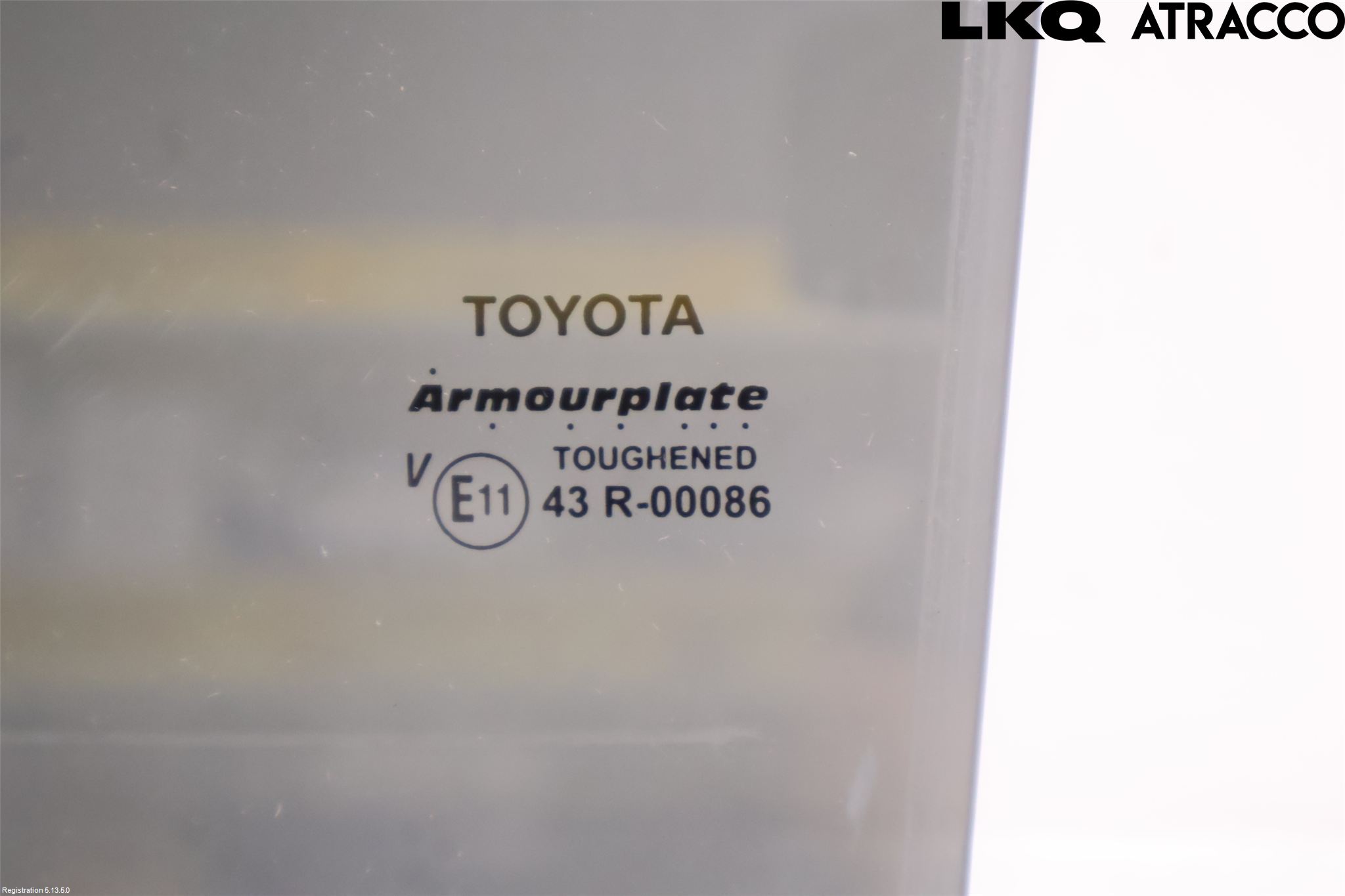 Toyota HILUX 16- Dörruta Bak Vänster