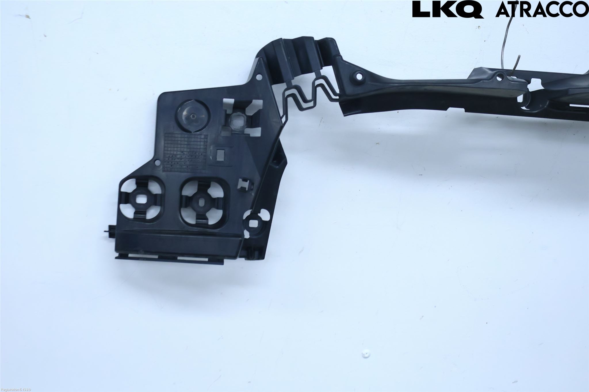 BMW 5 G30/G31/F90 17-23 Stötfångardel Bak Mitt