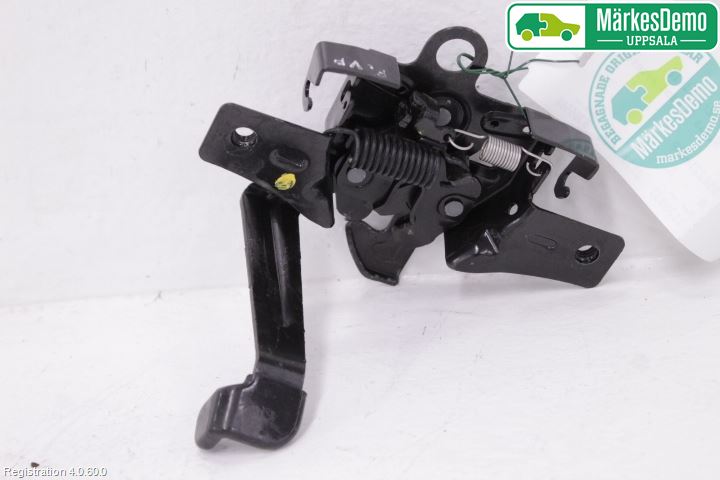 Nissan MICRA 11-16 Huvlås