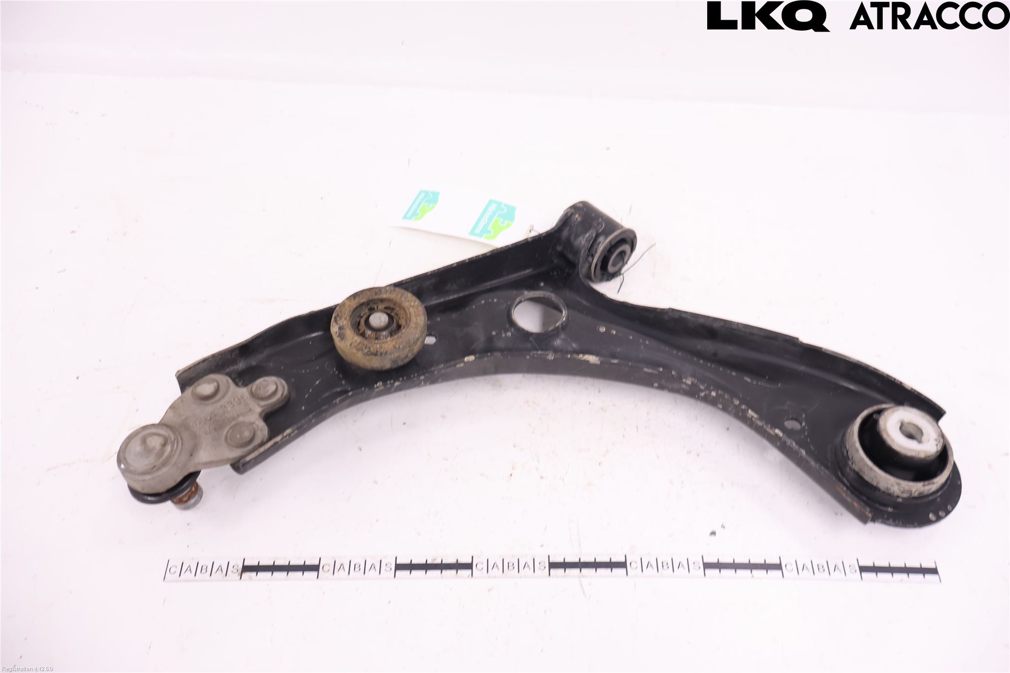 Ford FOCUS 19- Bärarm Fram Undre Hö