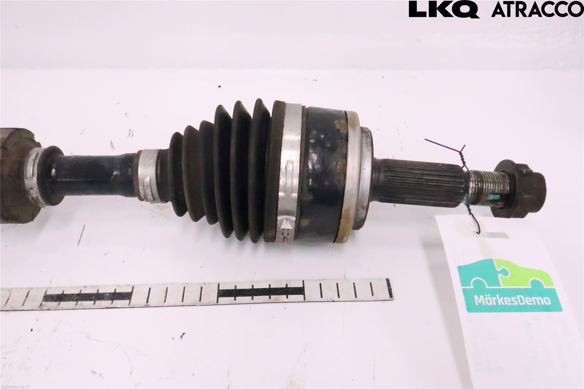 Toyota C-HR 16-23 Drivaxel Fram Vänster