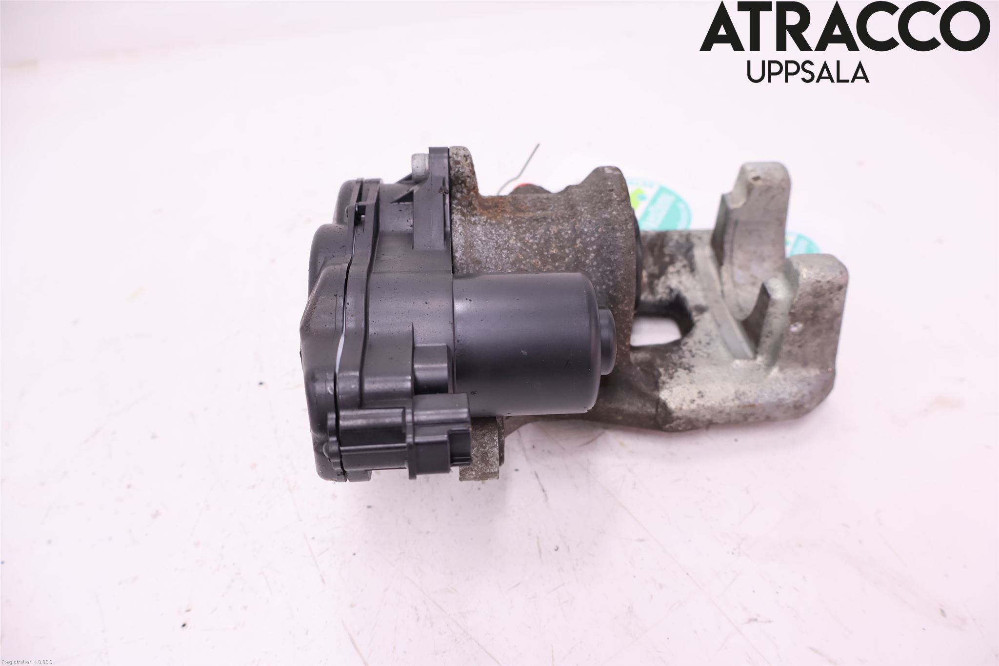 Mitsubishi ECLIPS CROSS Bromsok Fram Höger