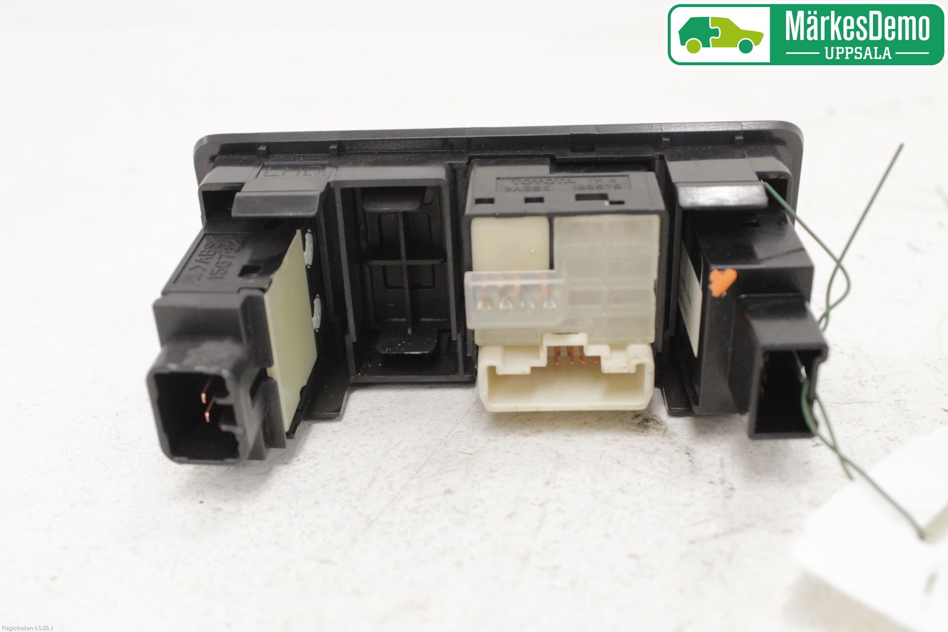 Toyota AVENSIS 03-06 Strömställare Multifunktion