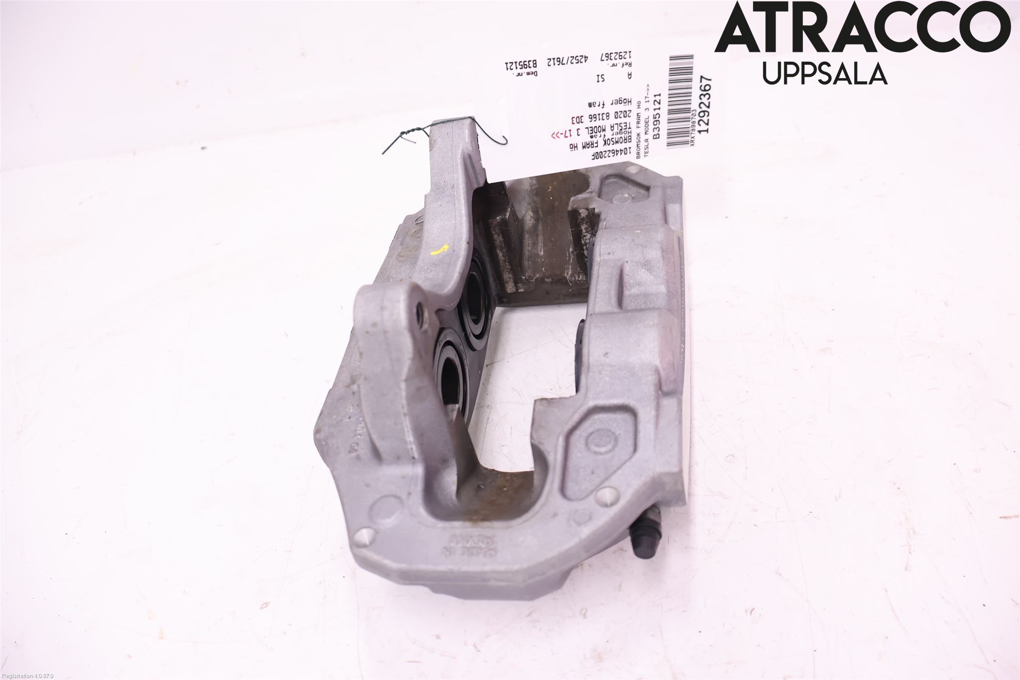 Tesla MODEL 3 17- Bromsok Fram Höger