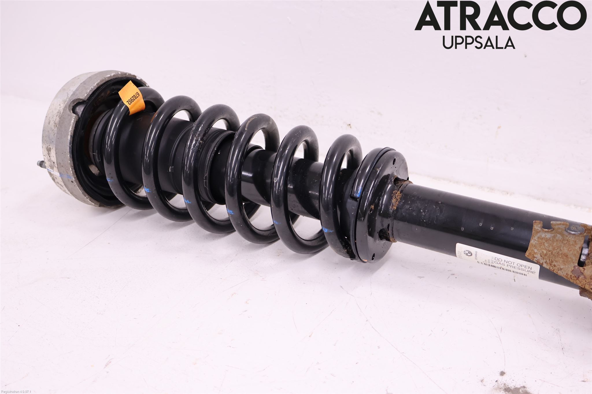 BMW X6 E71/E72   08-14 Fjäderben Fram Vänster