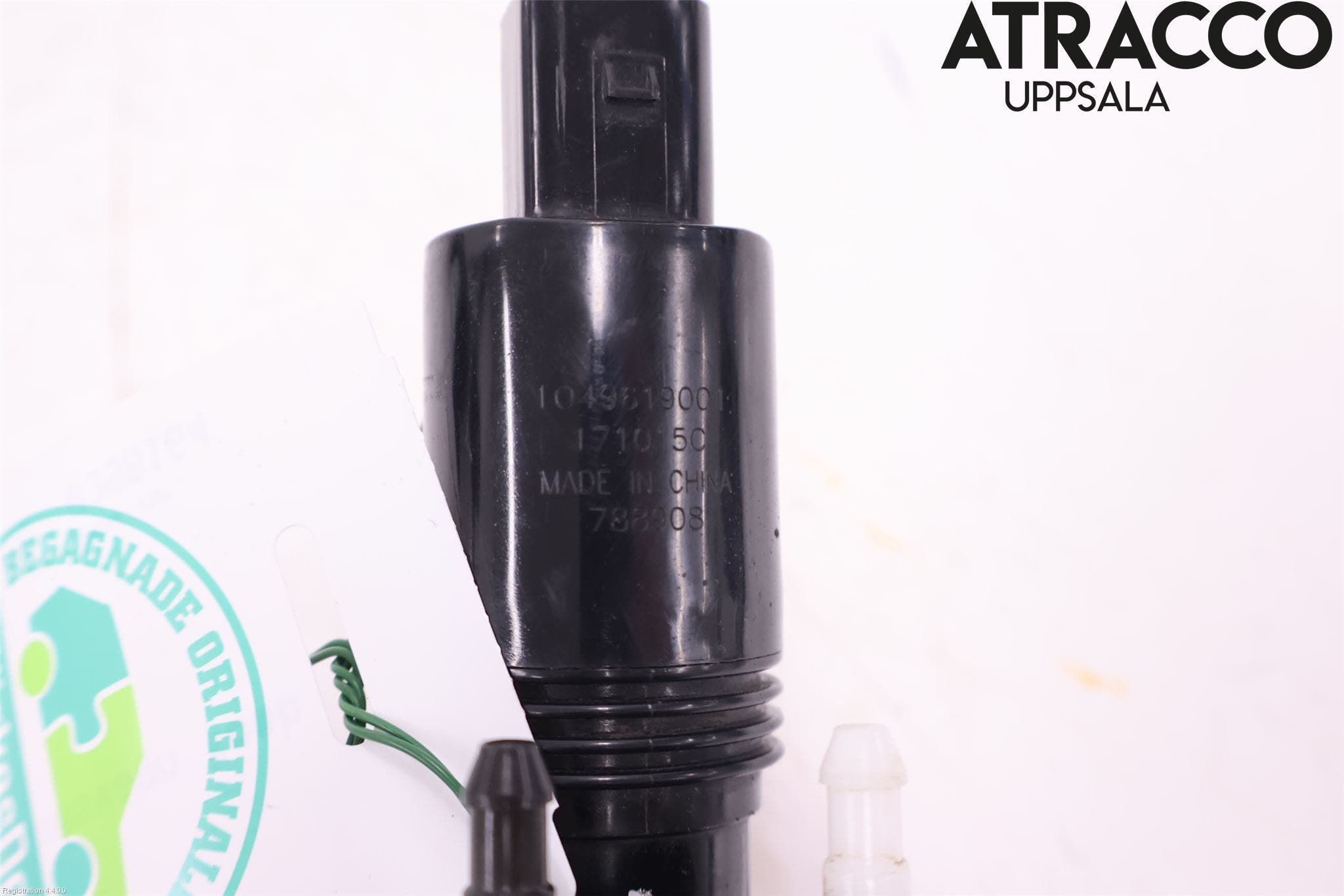 Volvo V90 17->> Spolarpump Vindruta