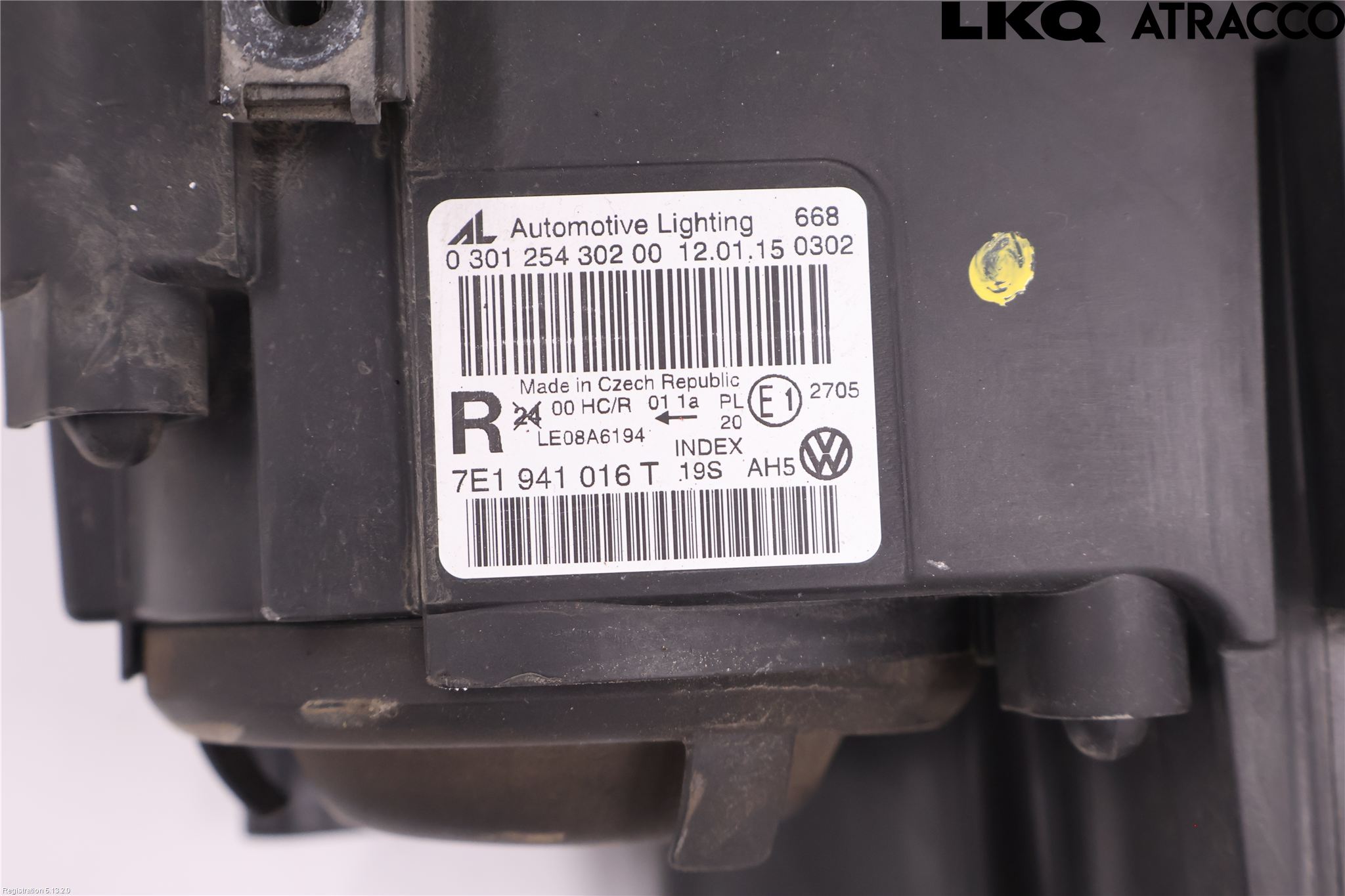 Volkswagen VW TRANSP/CARAVELLE (T5) 04-15 Strålkastare Höger