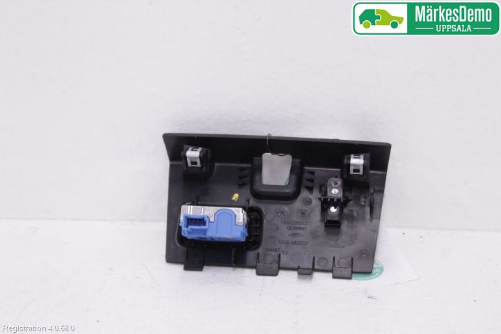 BMW 3 G20/G21/G80/G81 19- Strömställare Övrigt