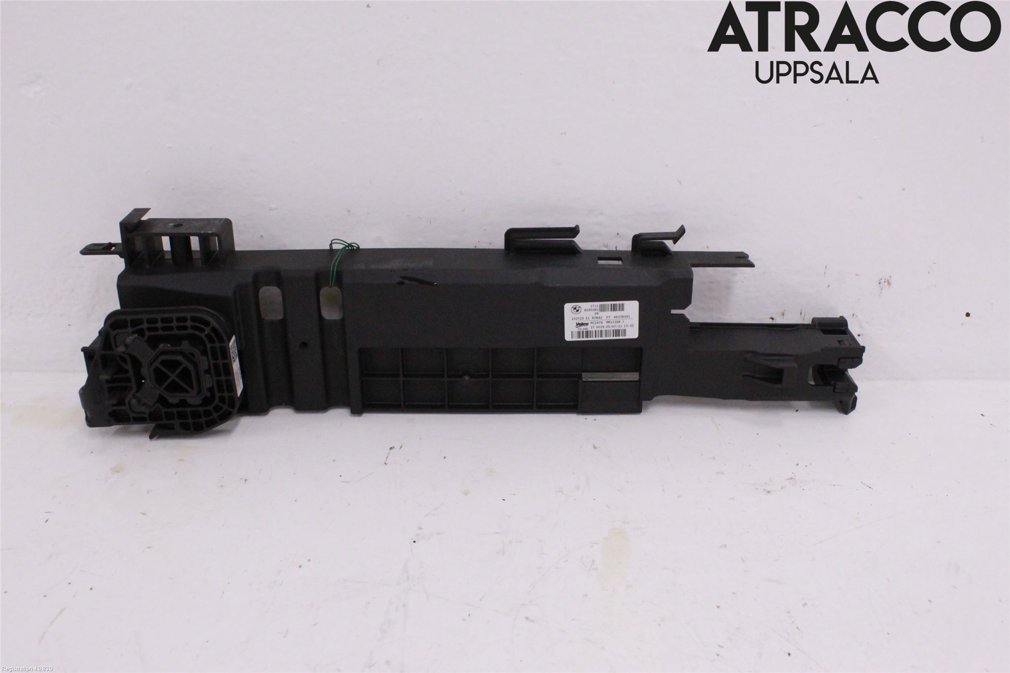 BMW 3 G20/G21/G80/G81 19- Kylarfäste-Ram-Balk