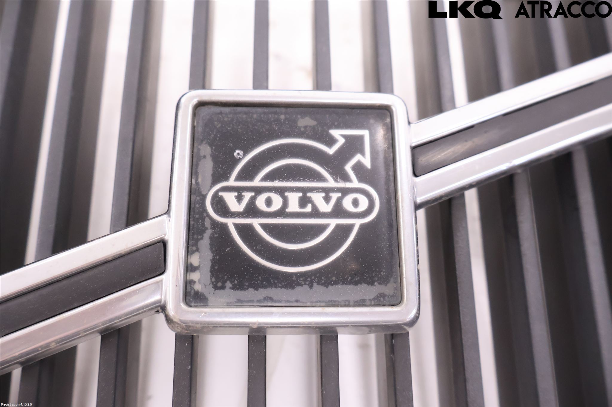 Volvo 740 88-92 Grill Komp