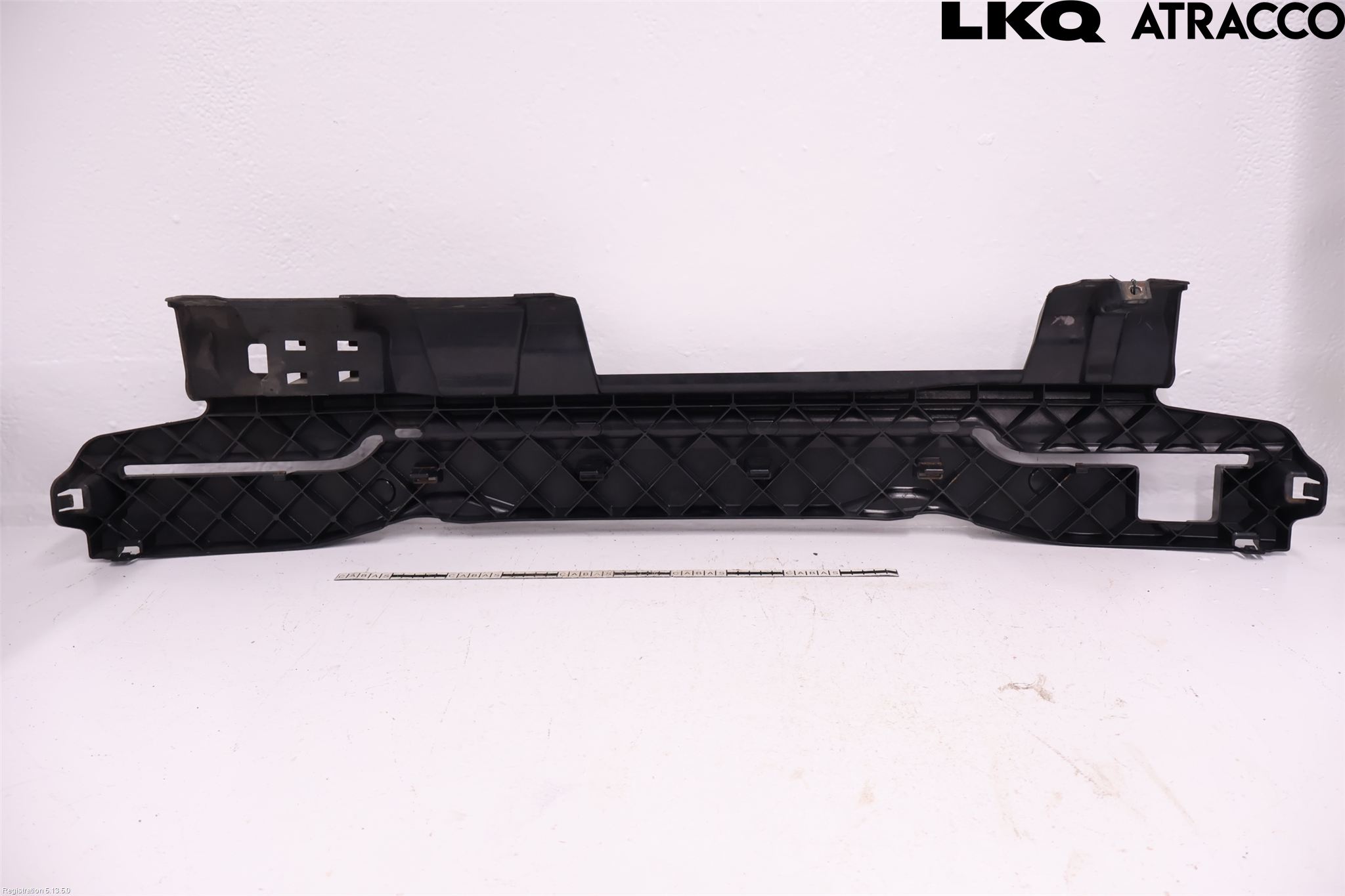BMW 5 F10/F11/F18 09-17 Stötfångardel Bak Mitt