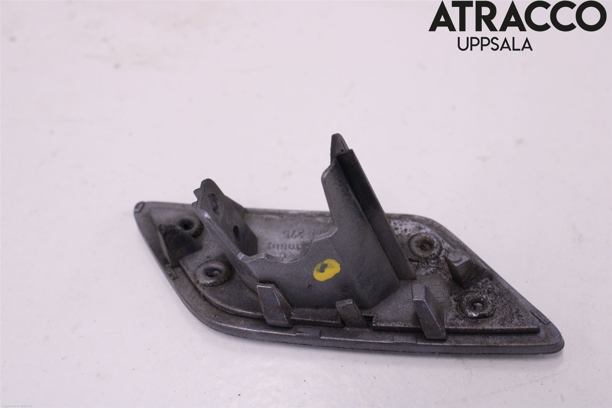 Audi A3/S3     04-05 Spolarmunstycke Strålkastare