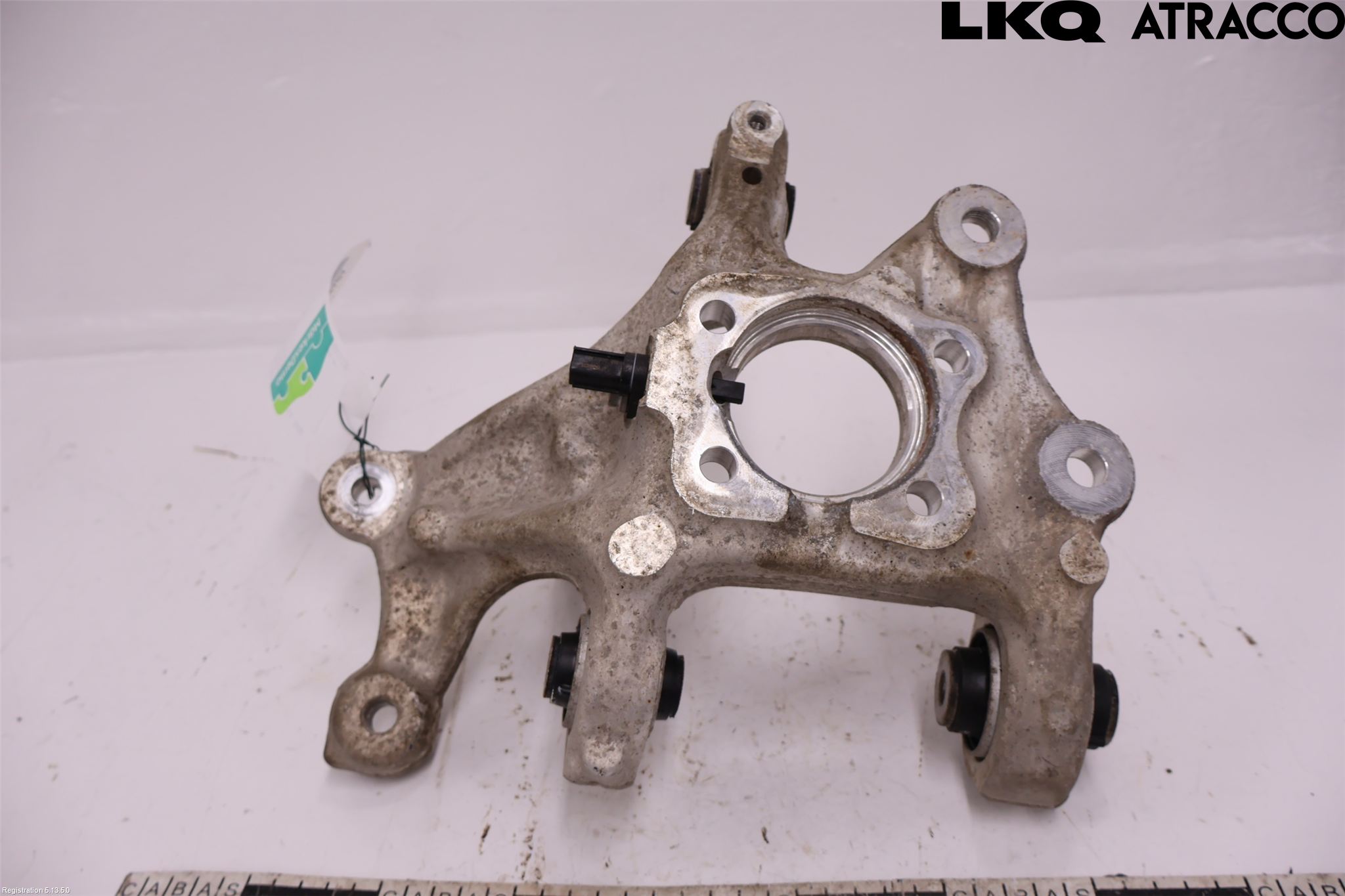 Toyota bZ4X EA10 22- Hjullagerhus-Spindel Vä B