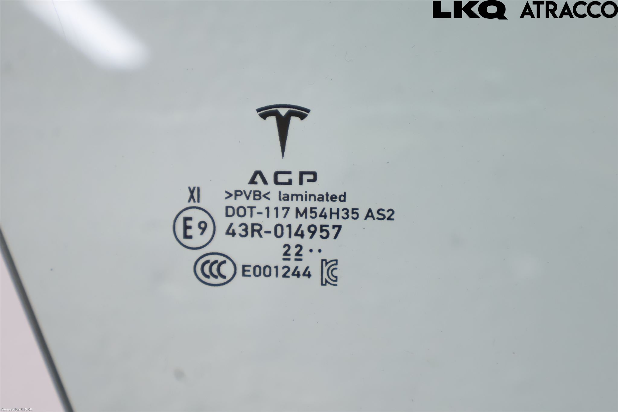 Tesla MODEL S 13- Dörruta Fram Höger
