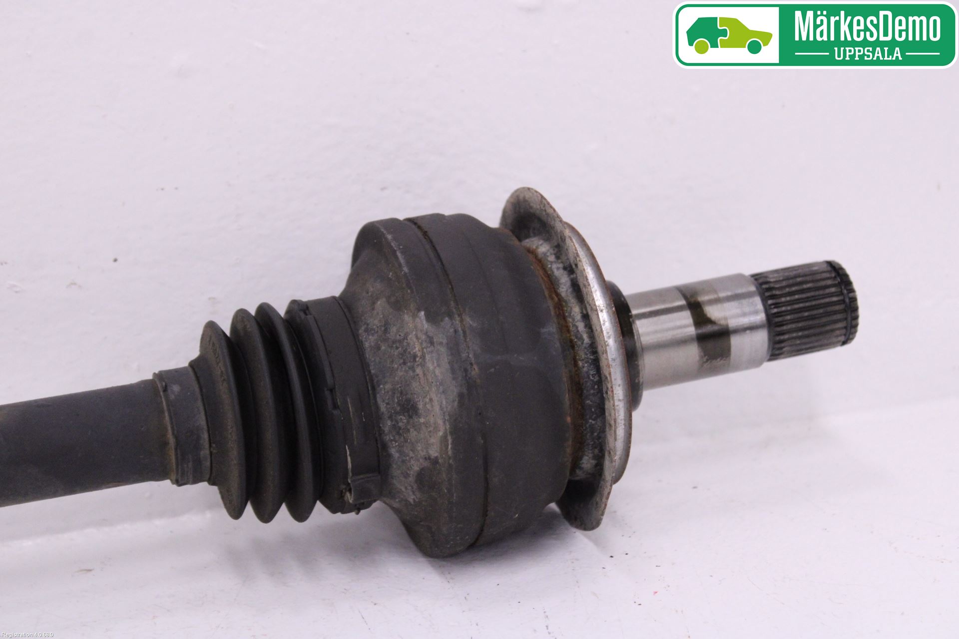 Mercedes-Benz MB E-KLASS (W211) 02-09 Drivaxel Bak Vänster
