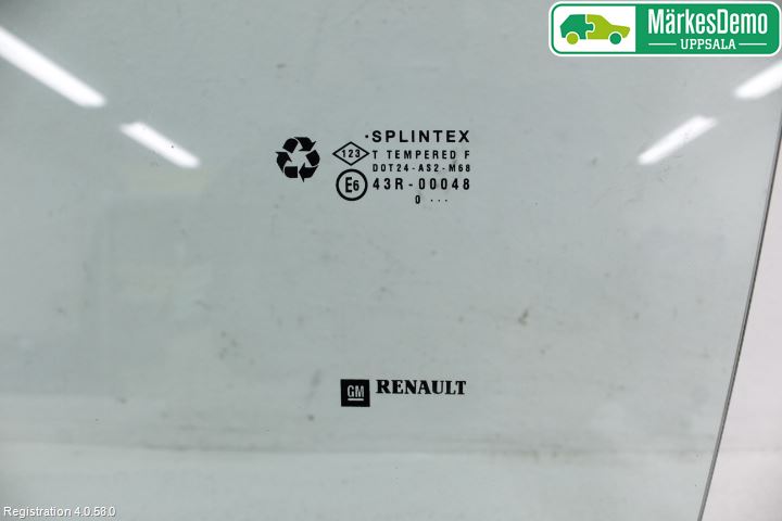 Renault TRAFIC   02-14 Dörruta Fram Vänster