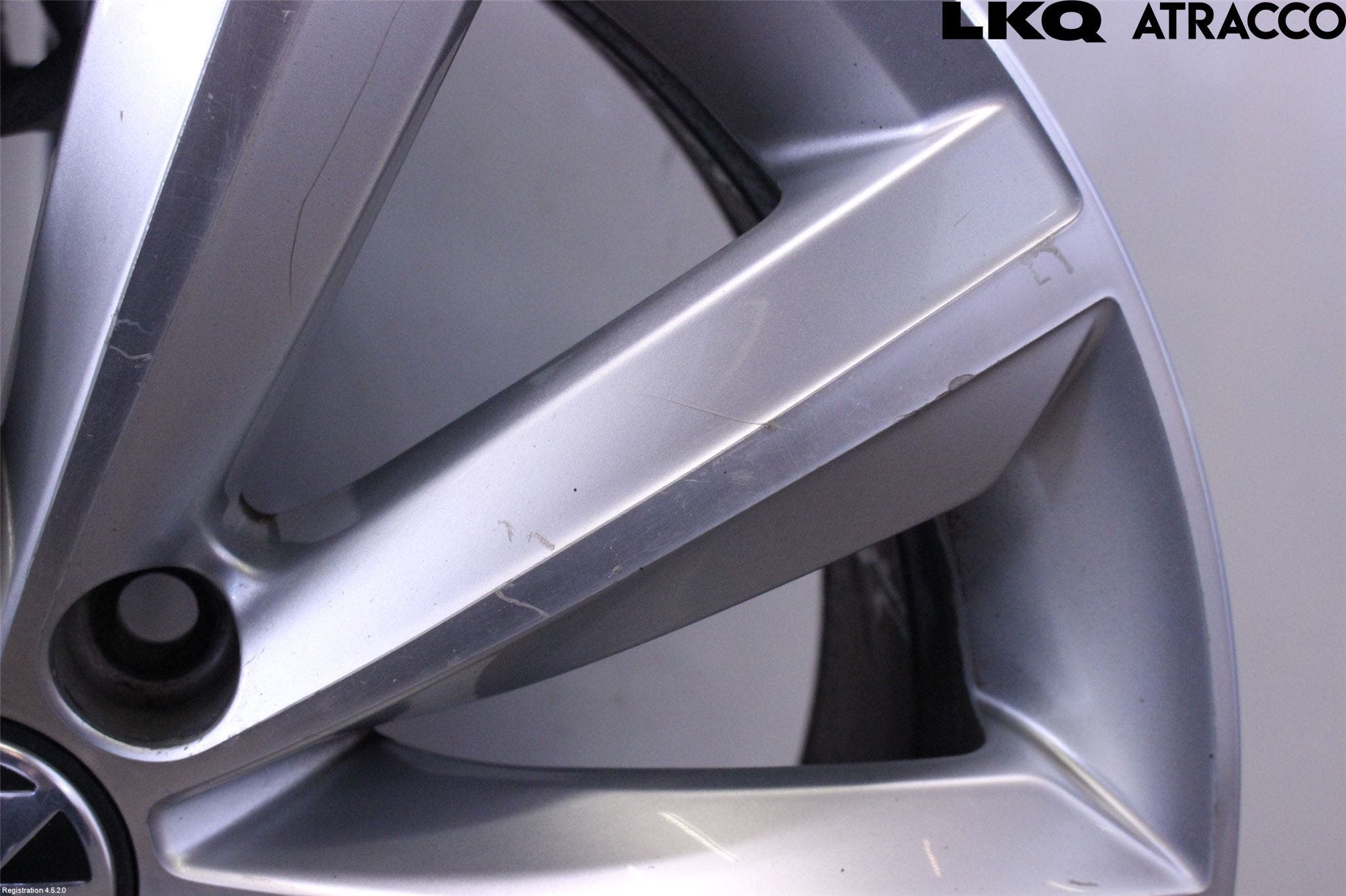 Volkswagen VW PASSAT 11-14 Fälgsats Aluminium