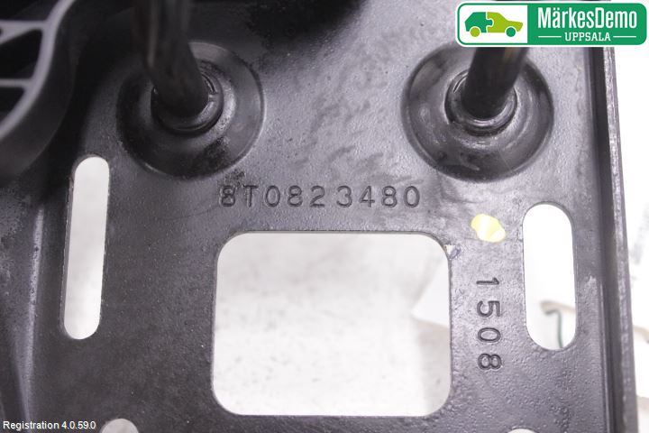 Audi A4/S4 08-11 Huv Spärr