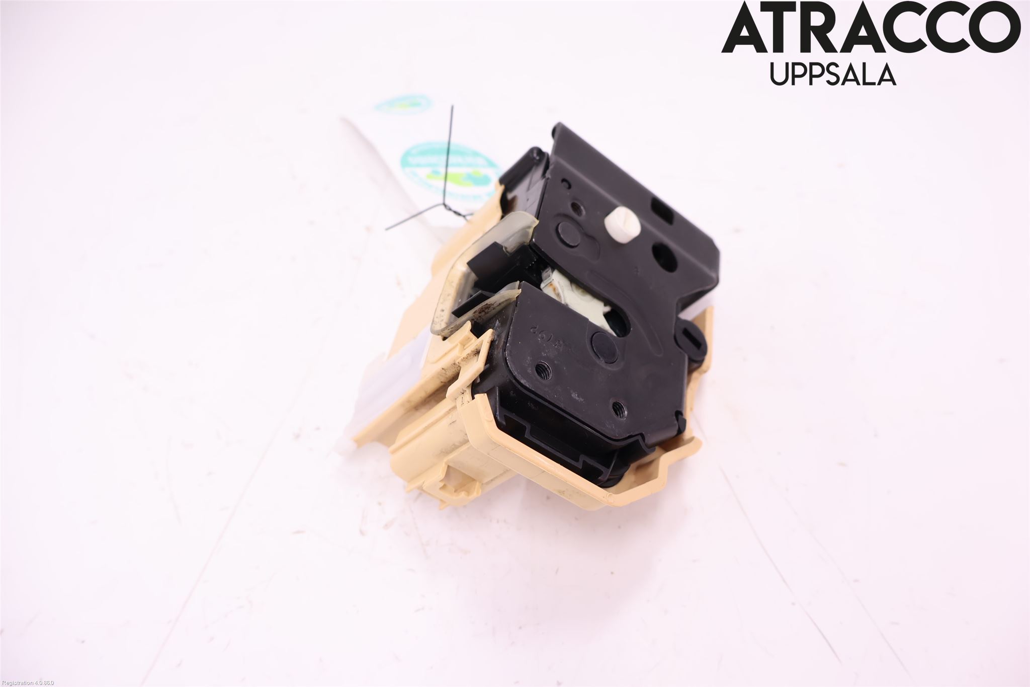 Alfa STELVIO 17- Låskista-Dörrlås