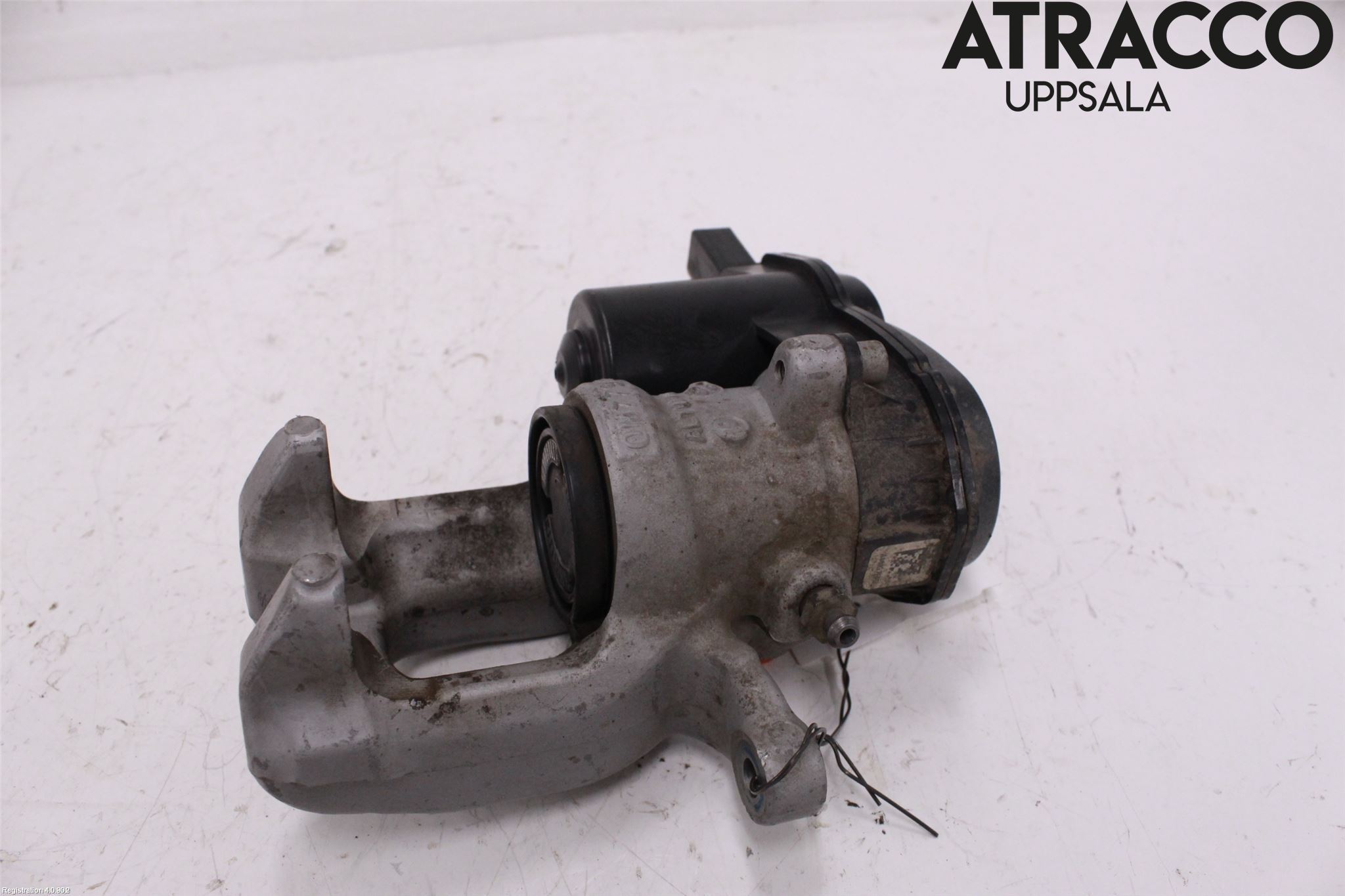 Opel CORSA F, CORSA-E 20- Bromsok Bak Vänster