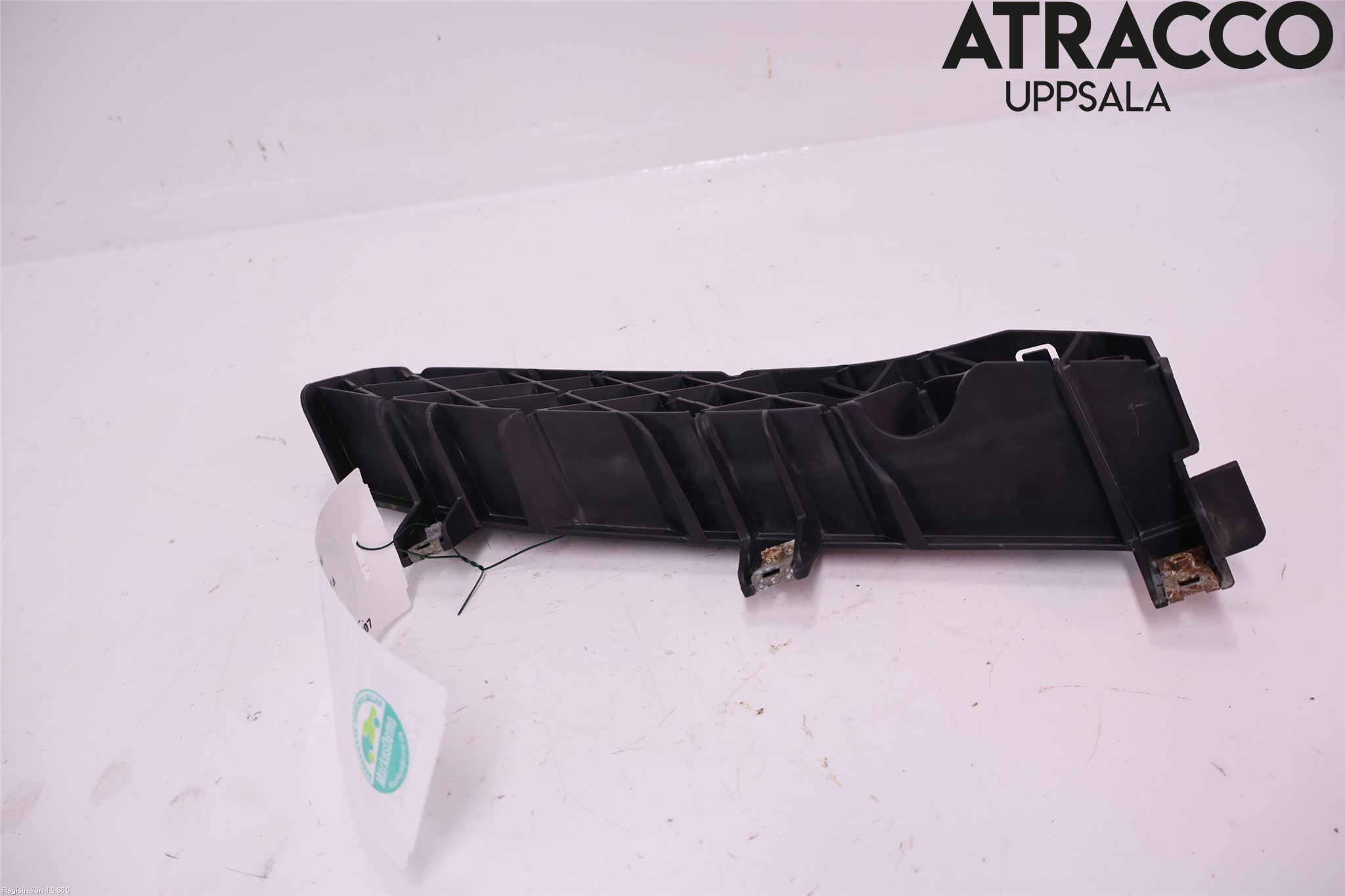 Alfa STELVIO 17- Strålkast Fästsarg