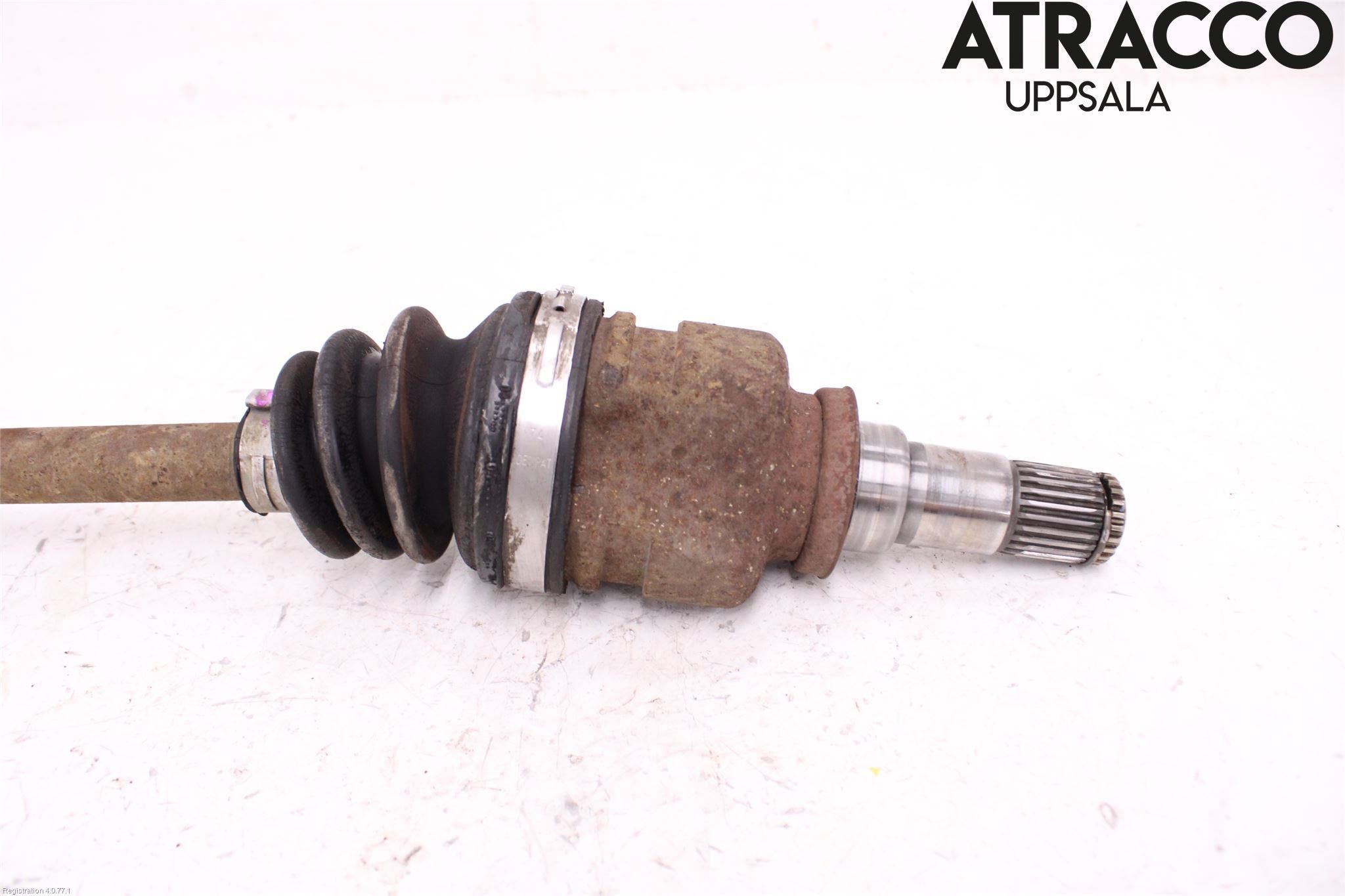 Peugeot 107 Drivaxel Fram Höger