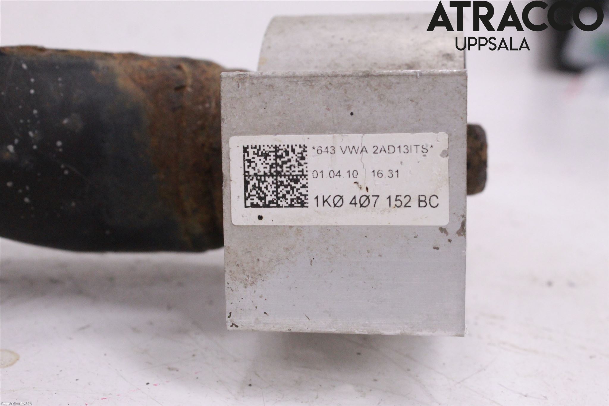 Volkswagen VW GOLF VI 09-13 Bärarm Fram Undre Hö