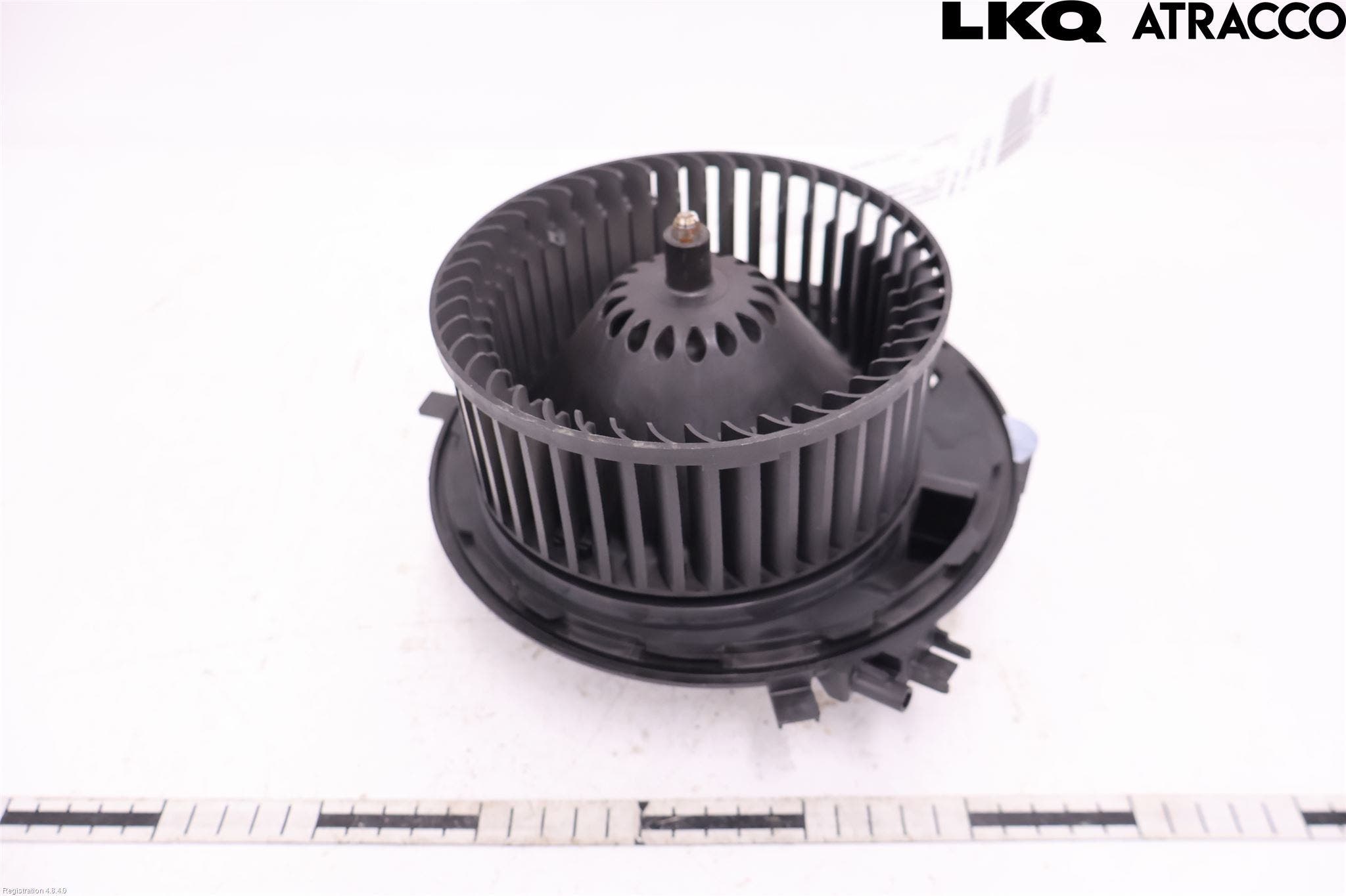 Volkswagen VW TIGUAN 16-24 Värmefläkt