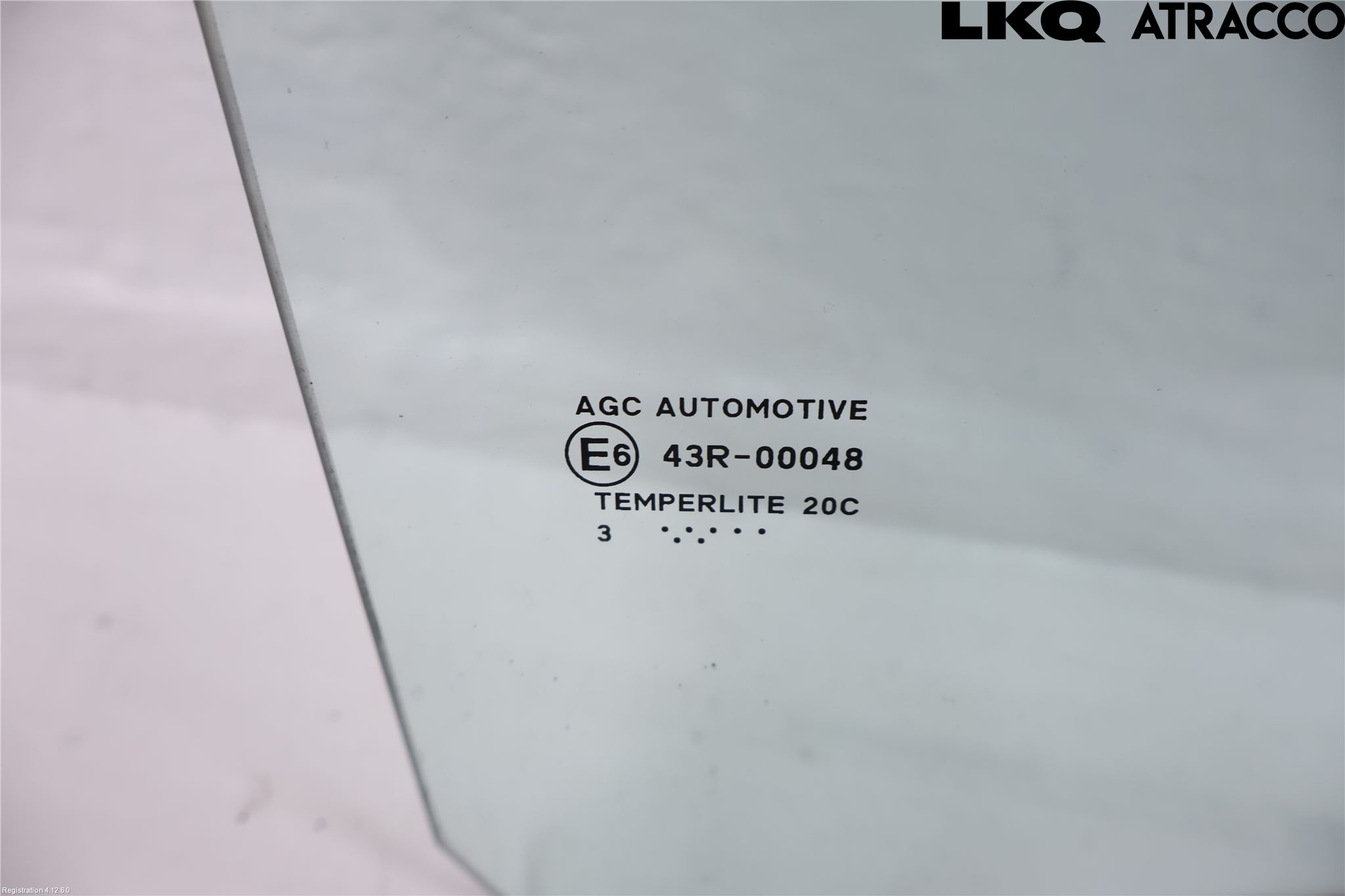 Toyota COROLLA 19- Dörruta Bak Höger