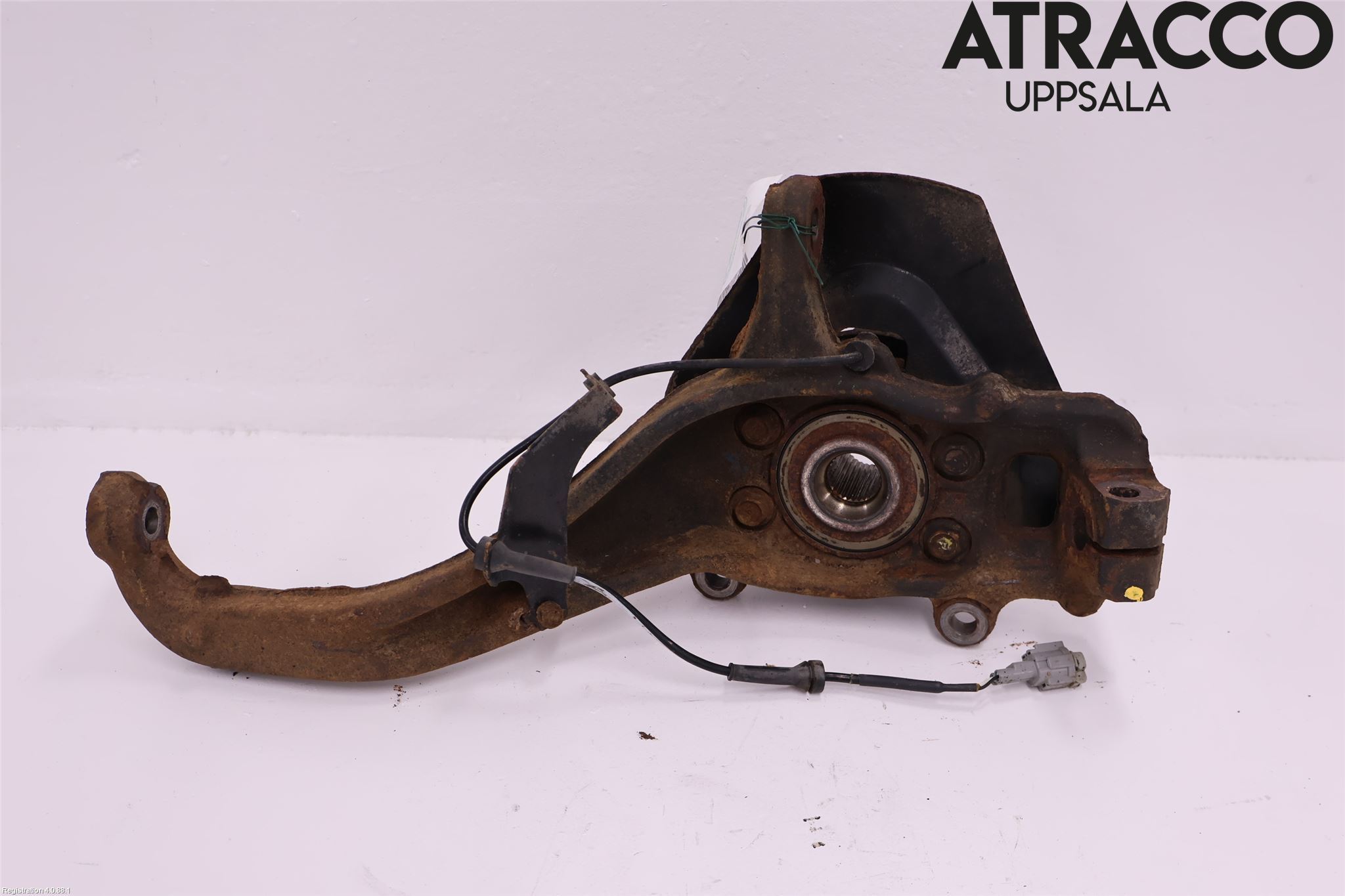 Nissan NAVARA 05-16 Styrspindel Lagerhus Vä