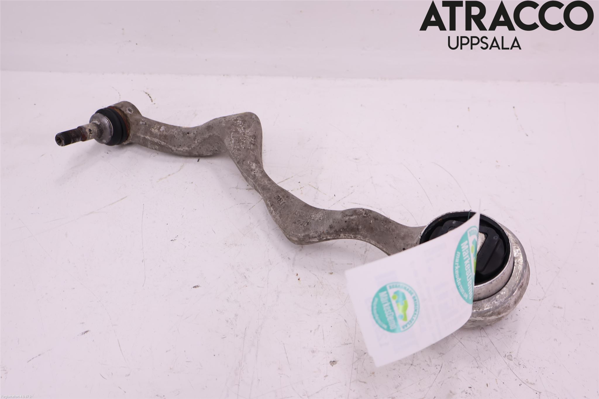 BMW 3 E90/91 SED/TOU 05-12 Bärarm Fram Undre Hö