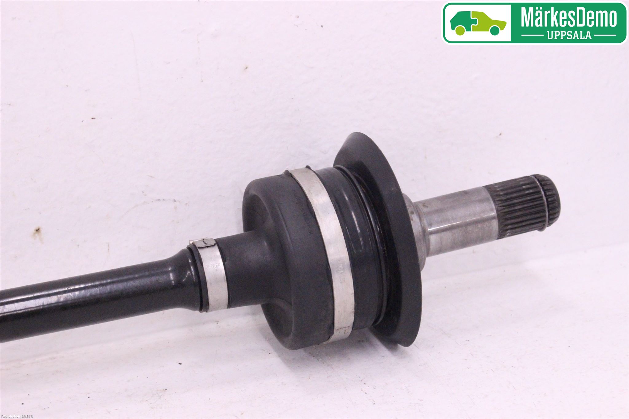 BMW 5 G30/G31/F90 17-23 Drivaxel Bak Höger