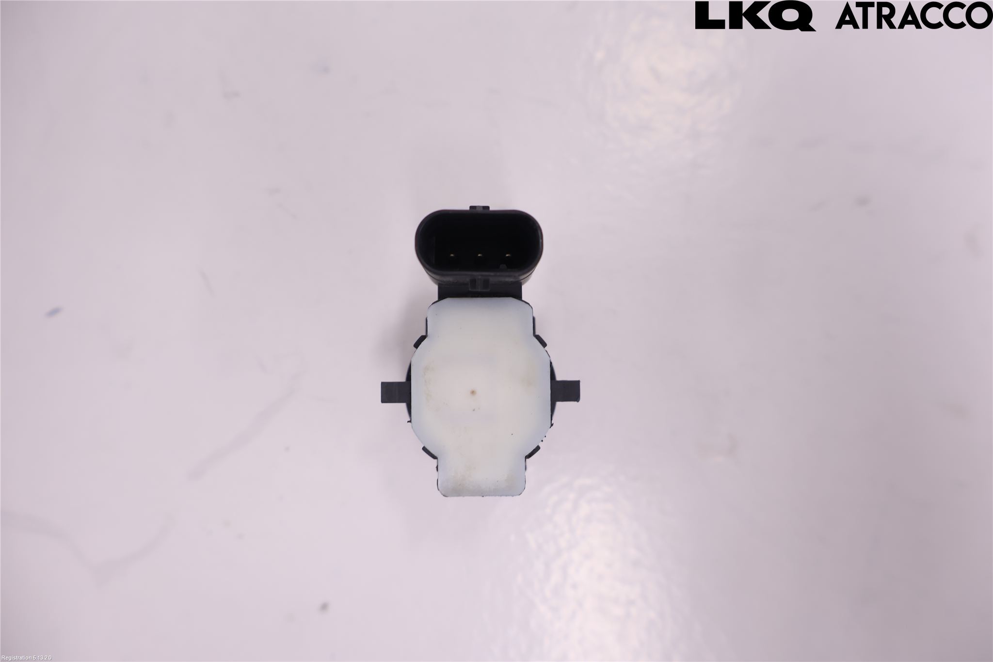 Alfa STELVIO 17- Parkeringshjälp Frontsensor