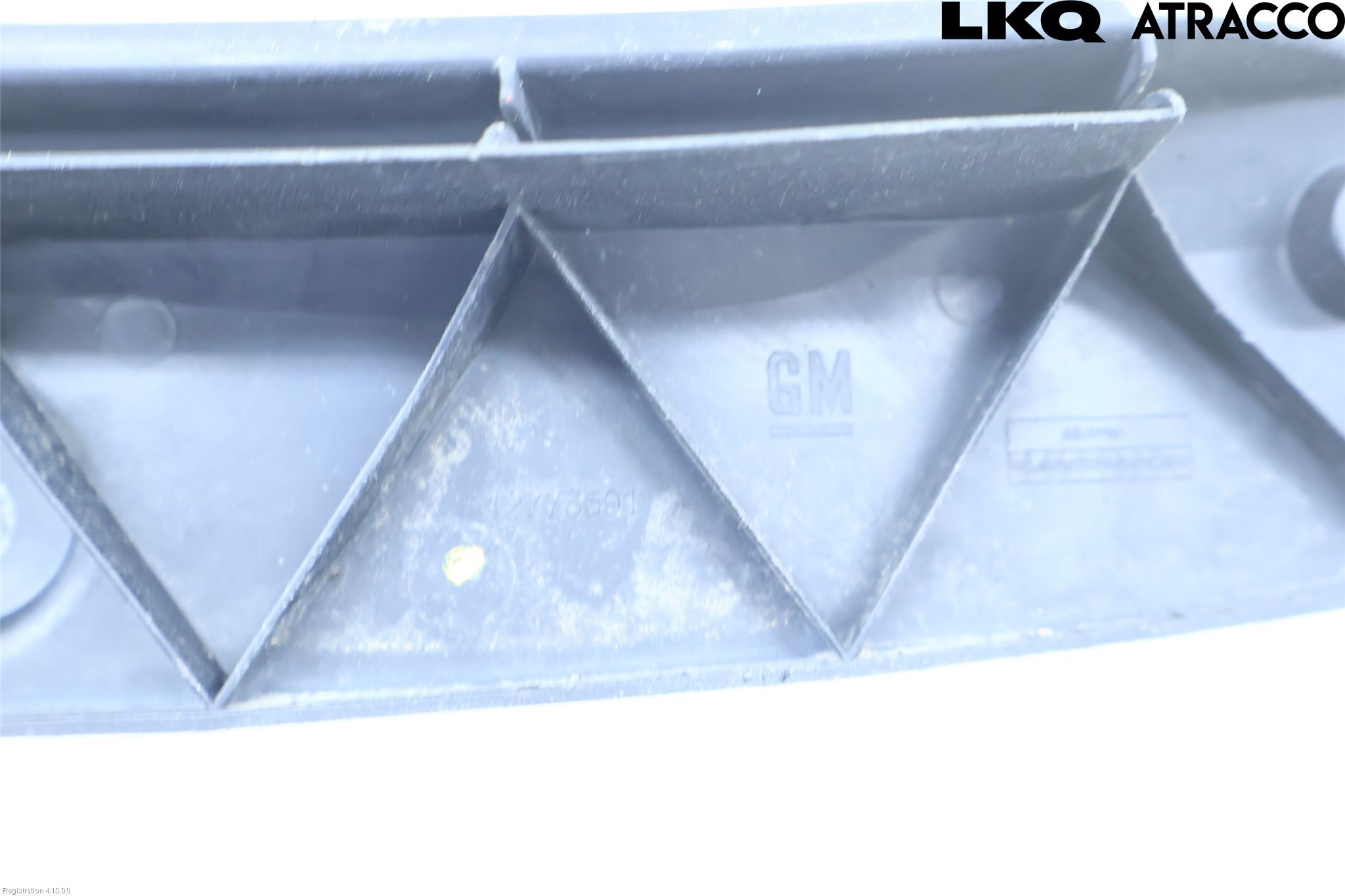 Saab 9-5 10-12 Stötfångardel Bak Mitt