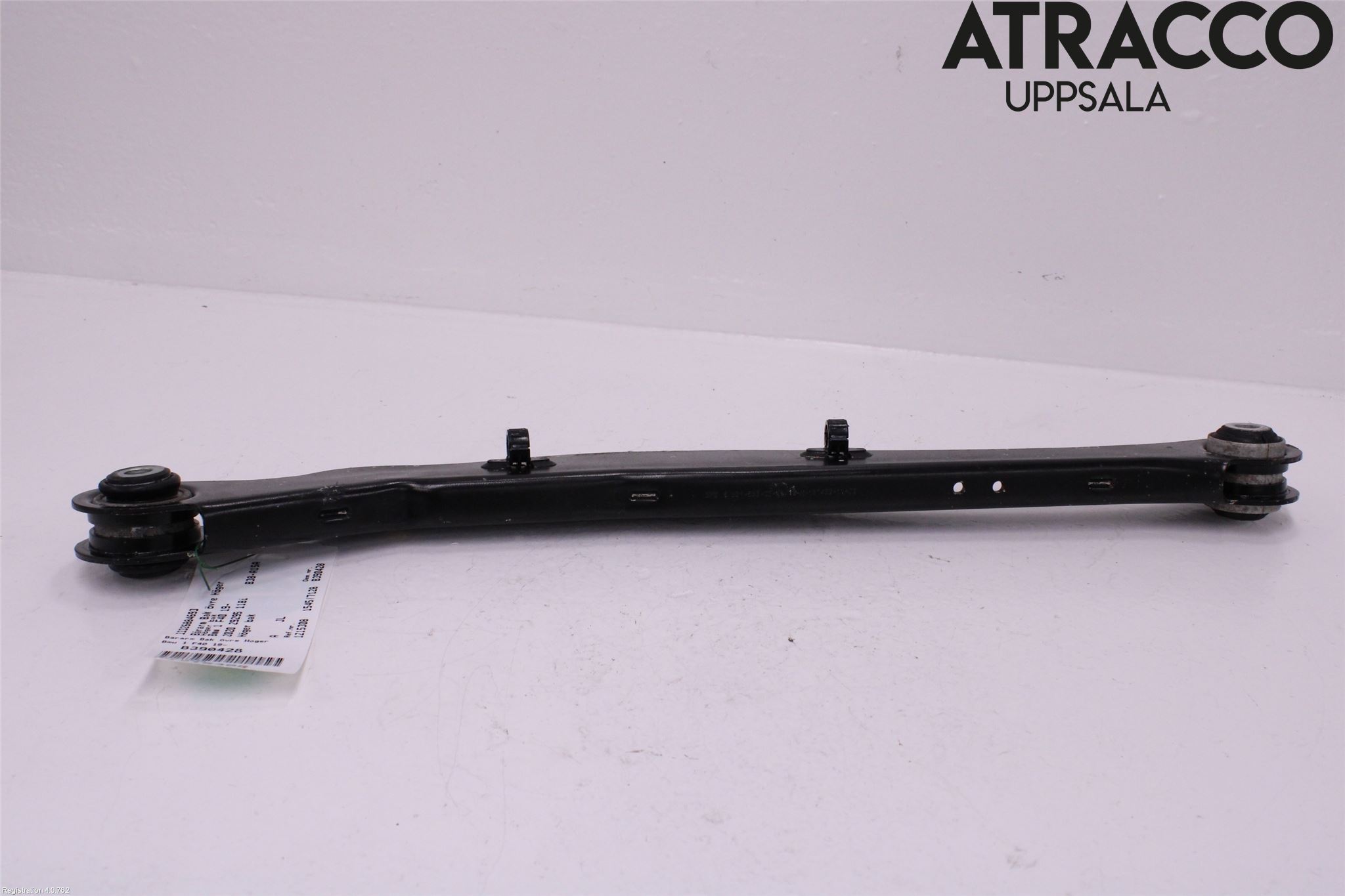 BMW 1 F40 19- Bärarm Bak Övre Höger