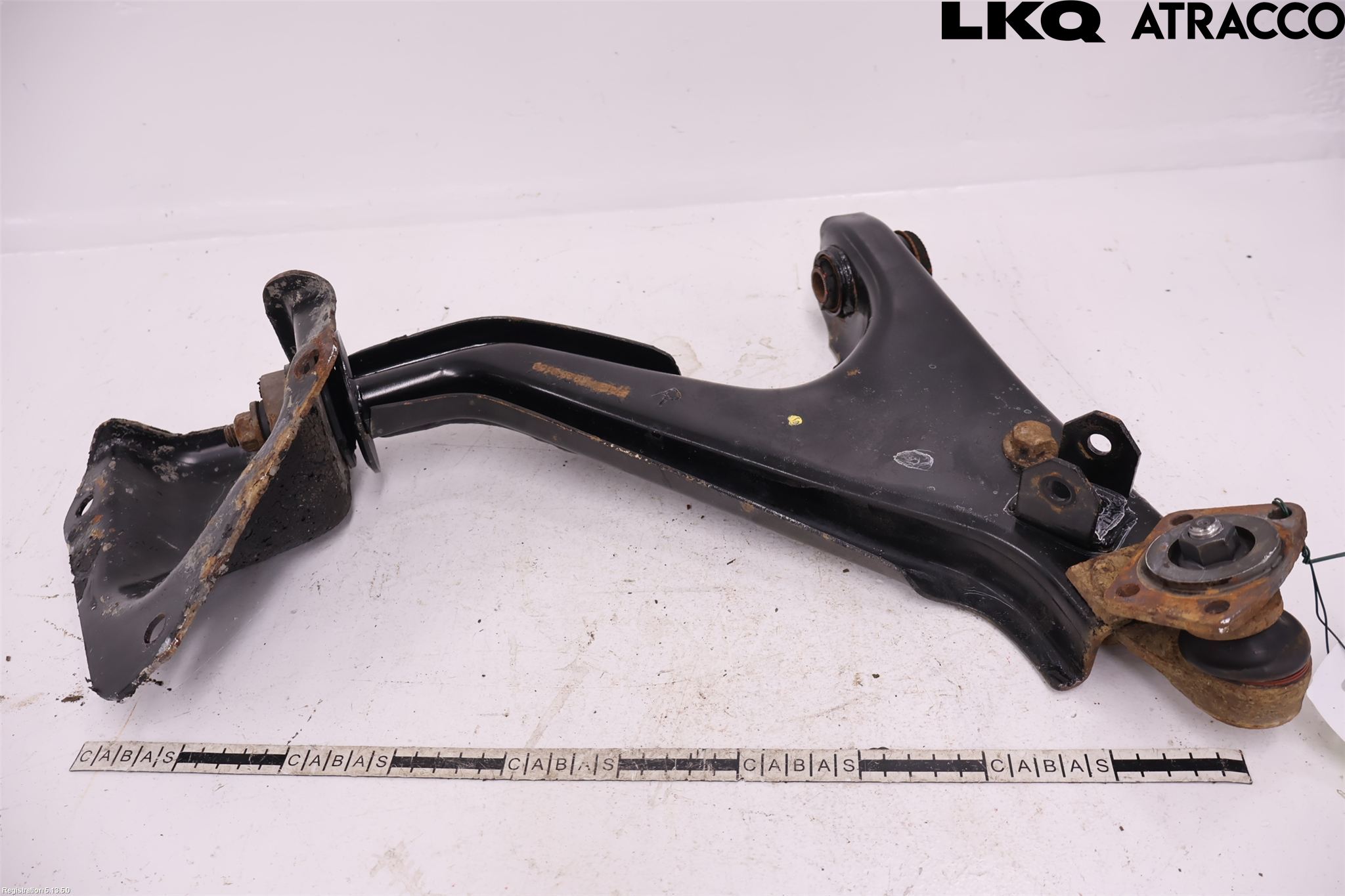 Volvo 240 88-93 Bärarm Fram Undre Hö