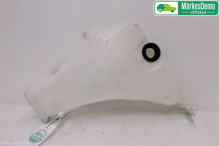 Audi A4/S4 08-11 Spolartank Vindruta