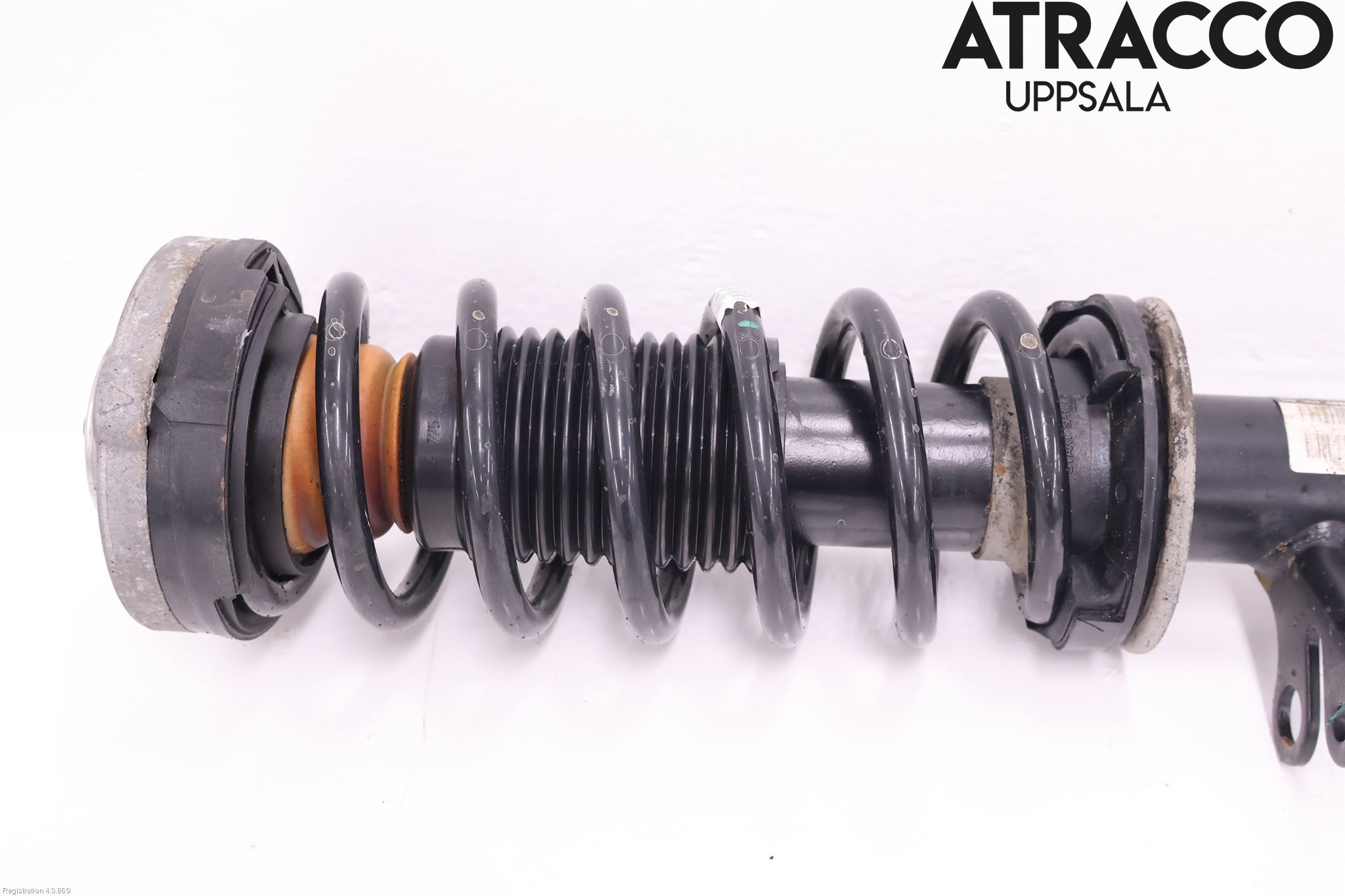 BMW 5 F10/F11/F18 09-17 Fjäderben Fram Höger