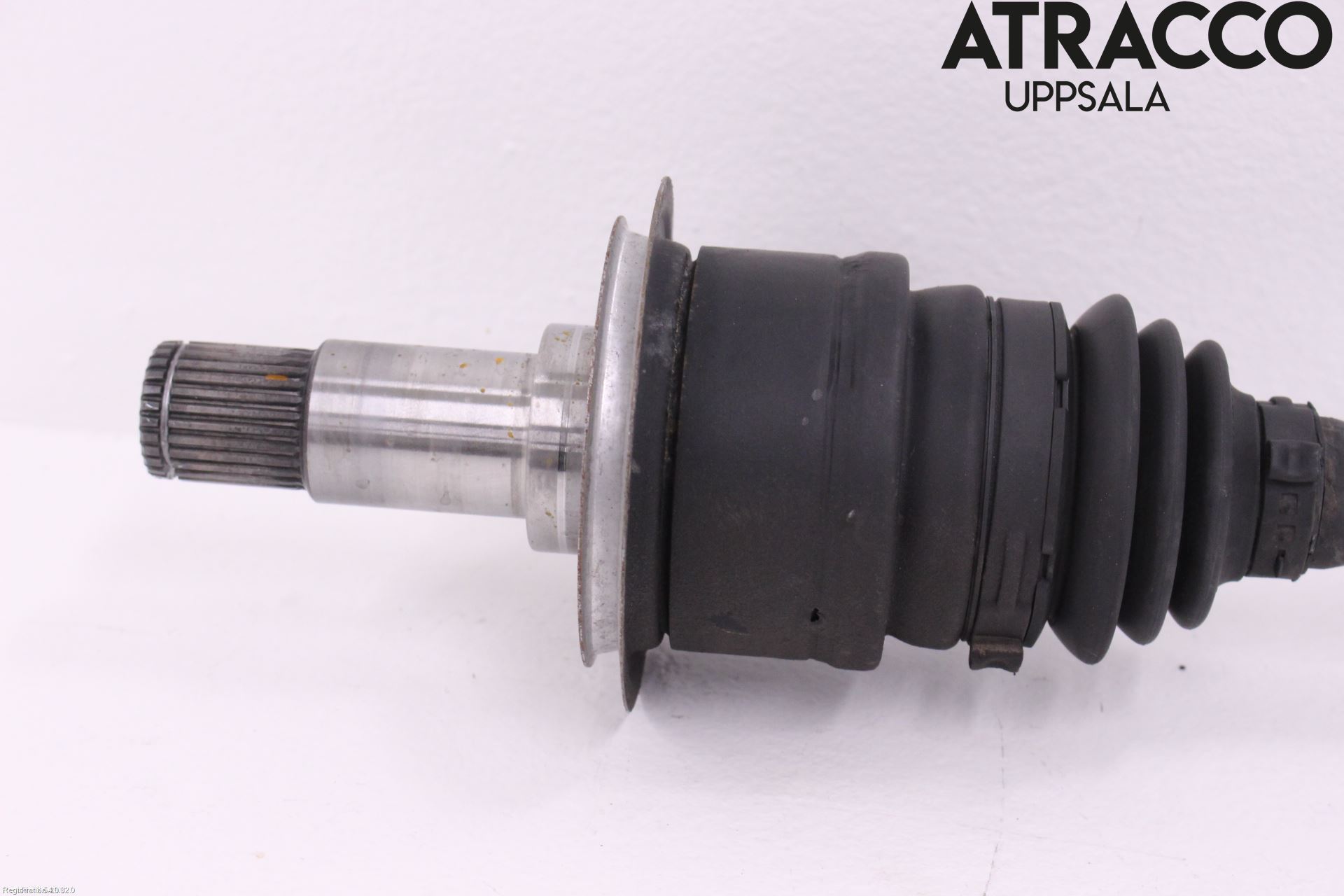 Mercedes-Benz MB E-KLASS (W213) 16-23 Drivaxel Bak Höger
