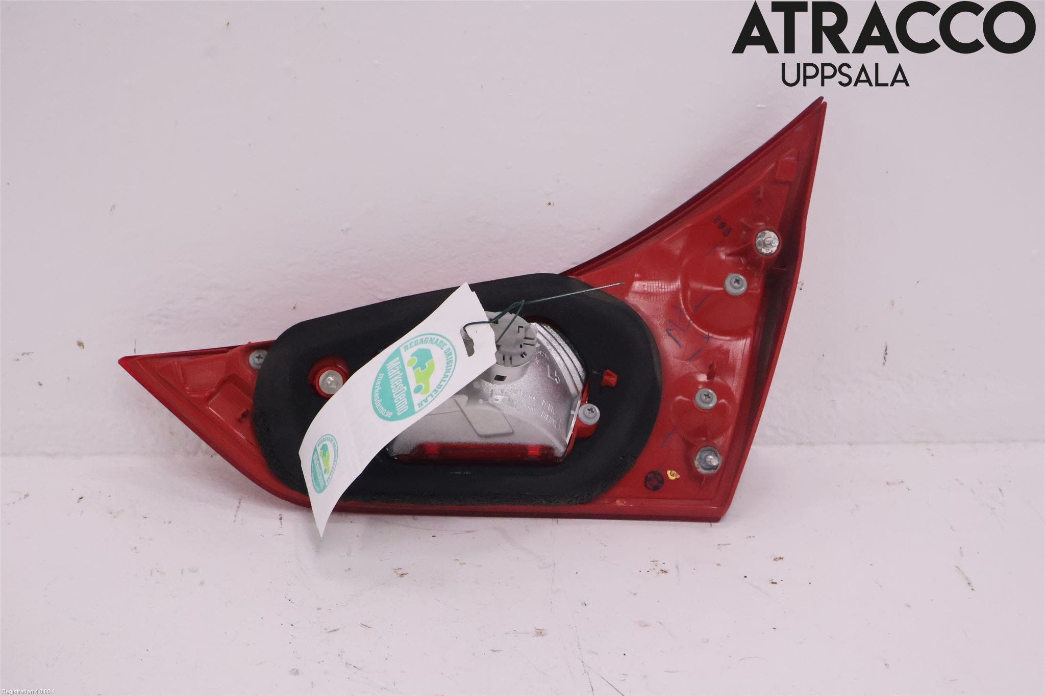 Toyota AURIS 13-19 Bakljus Lucka Vä