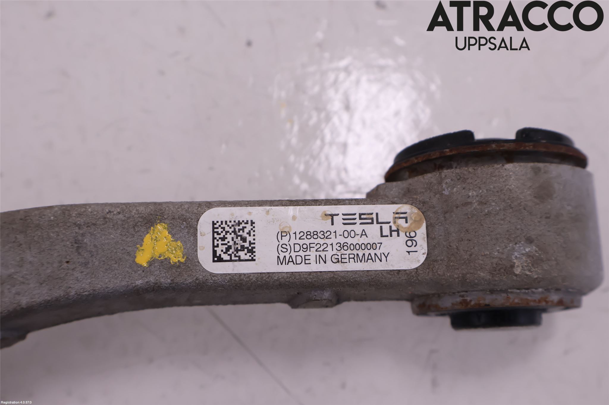 Tesla MODEL Y 21- Bärarm Fram Övre Vä