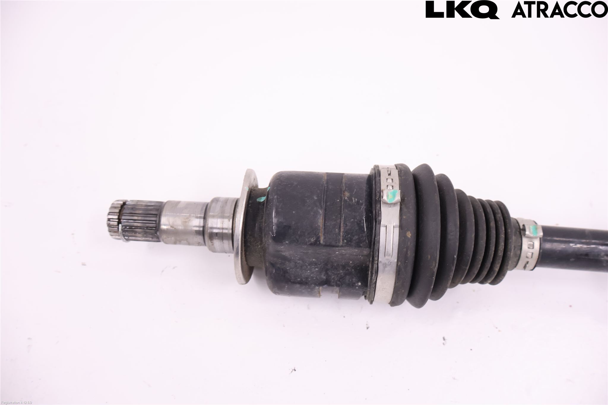 Toyota YARIS CROSS XP21 21- Drivaxel Fram Höger
