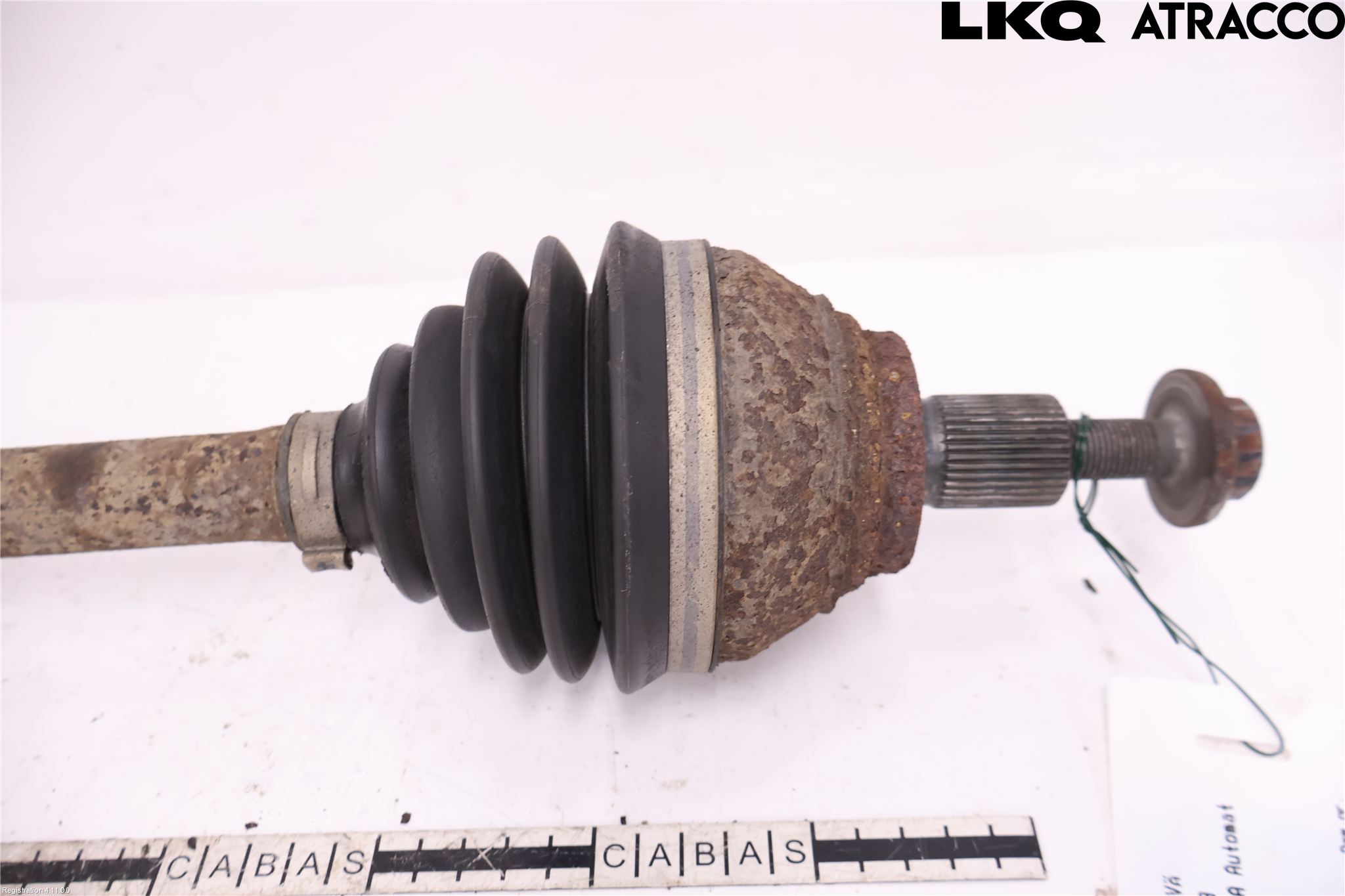 Volkswagen VW PASSAT 15-19 Drivaxel Fram Vänster