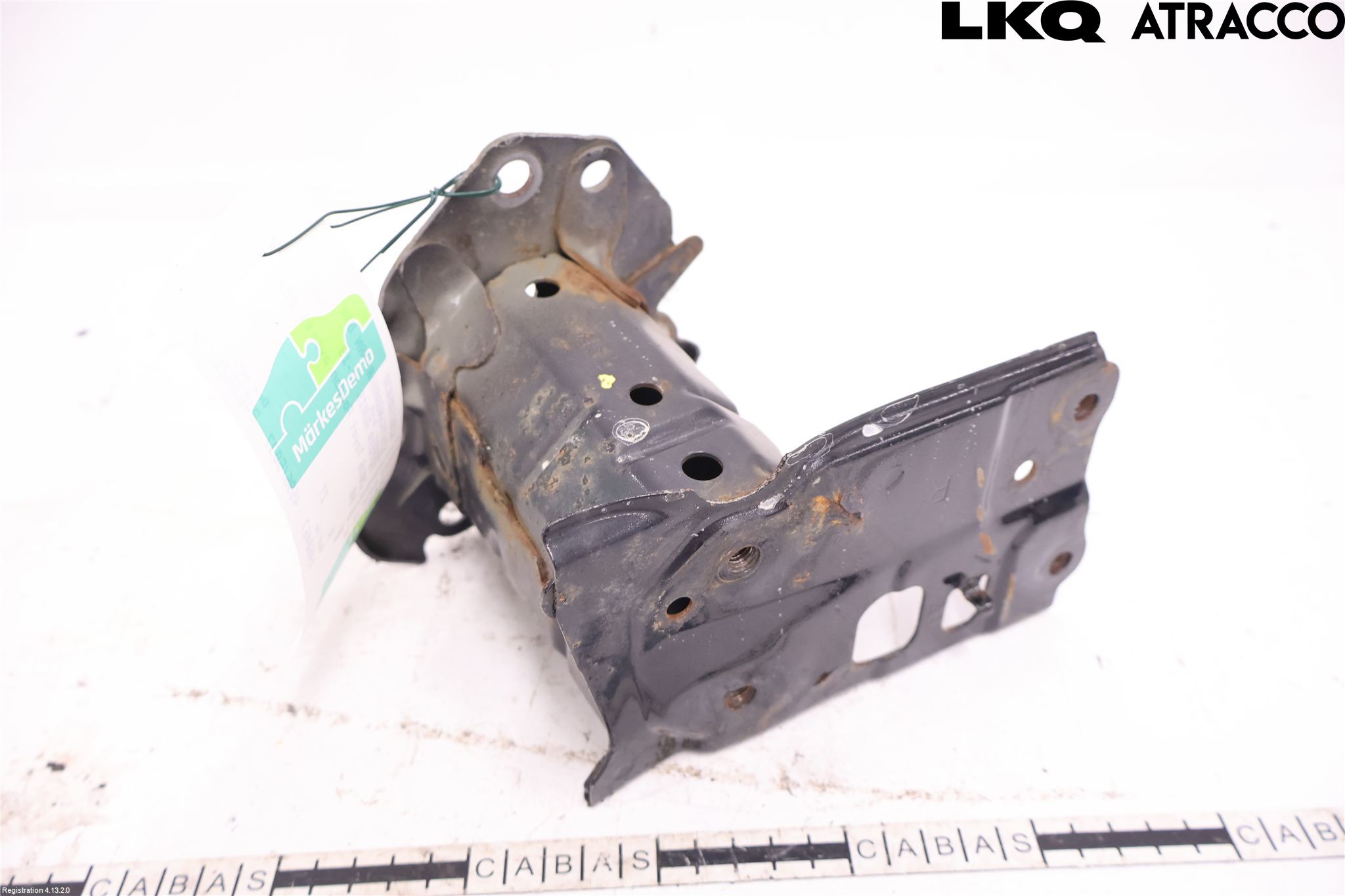 Toyota AURIS 13-19 Stötfångarbärjärn Bak