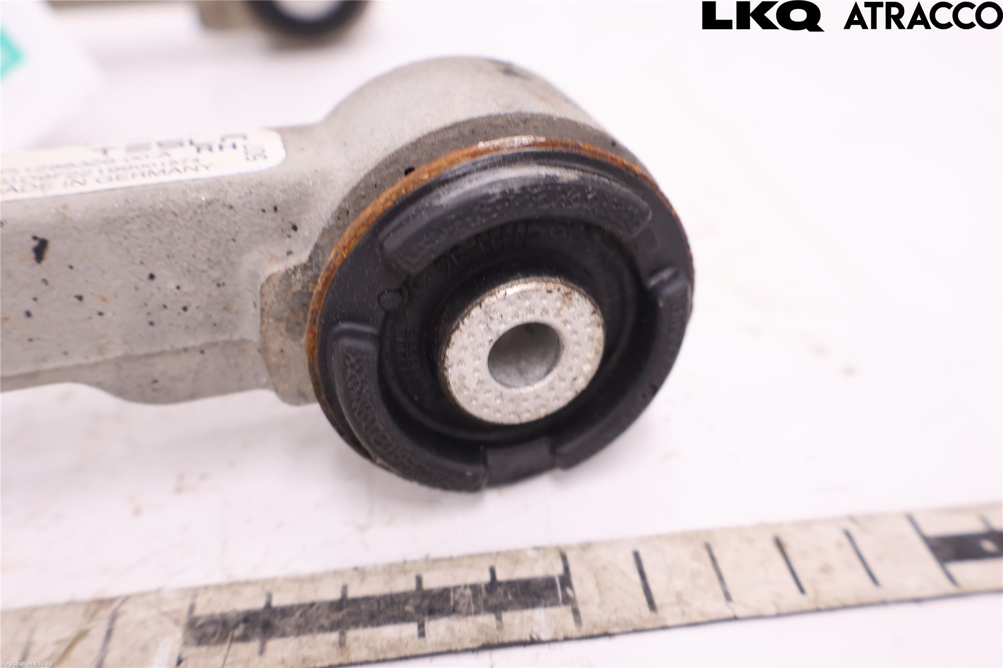 Tesla MODEL 3 17- Bärarm Fram Övre Hö