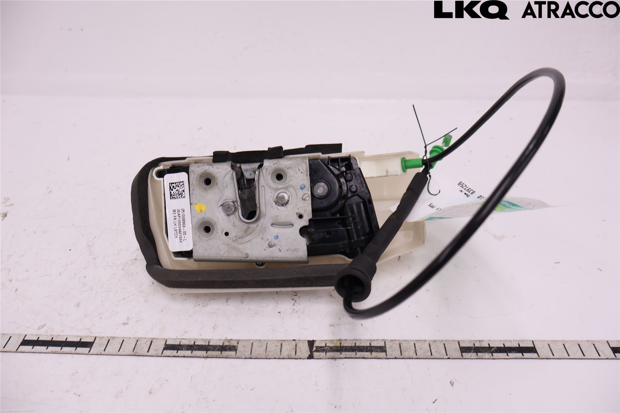 Tesla MODEL 3 17- Låskista-Dörrlås