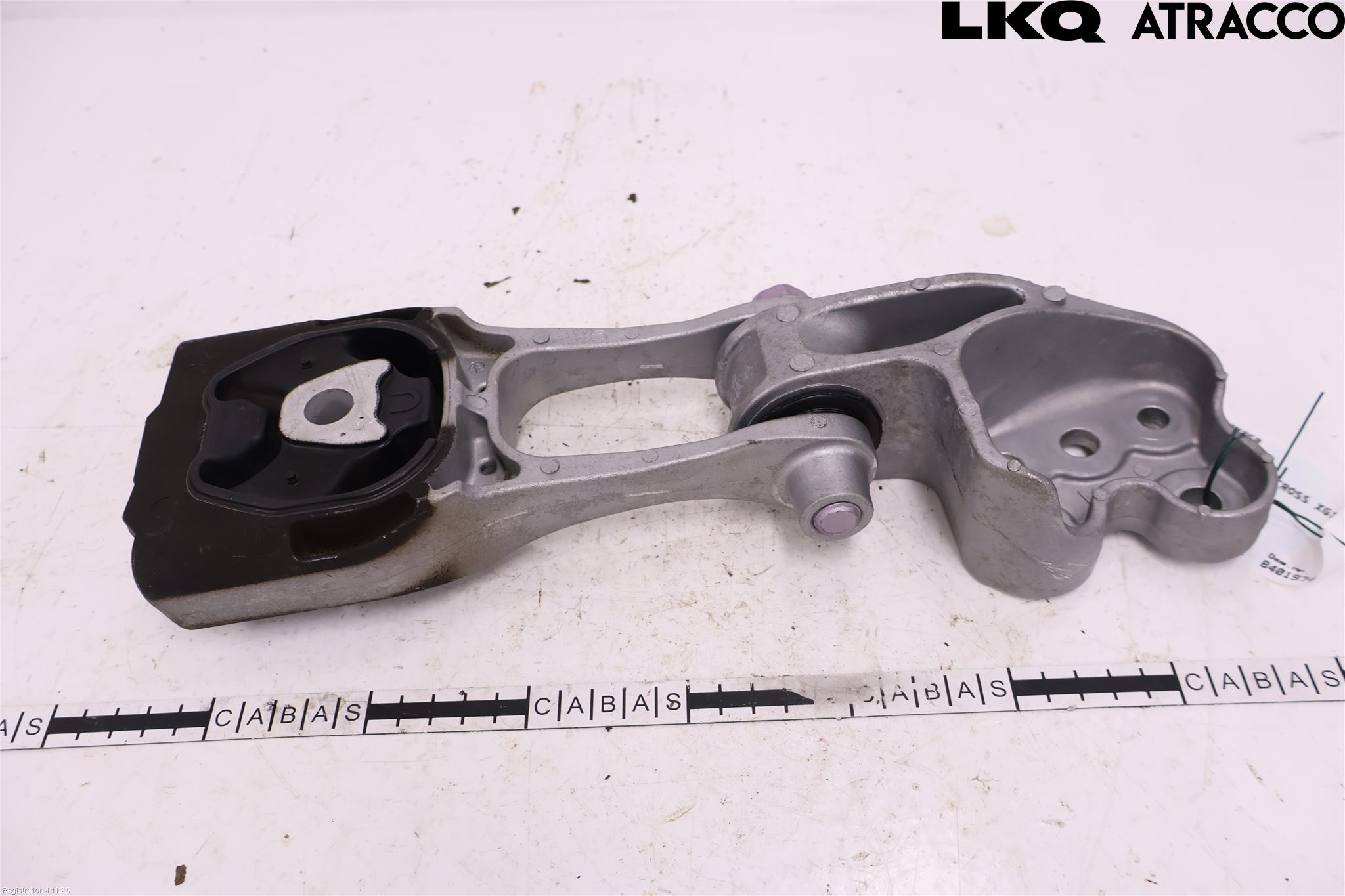 Toyota COROLLA CROSS XG10 22- Motorfäste