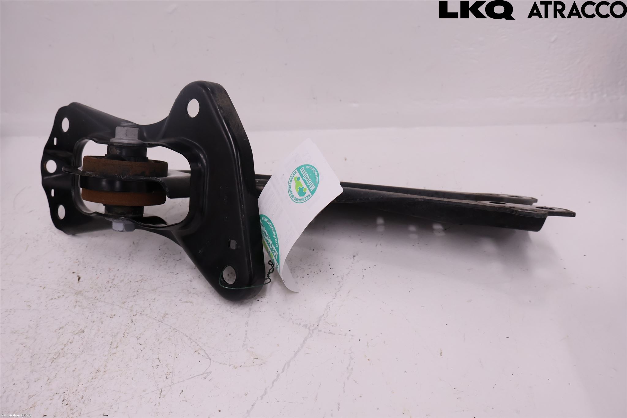 Toyota C-HR 16-23 Bärarm Bak Höger