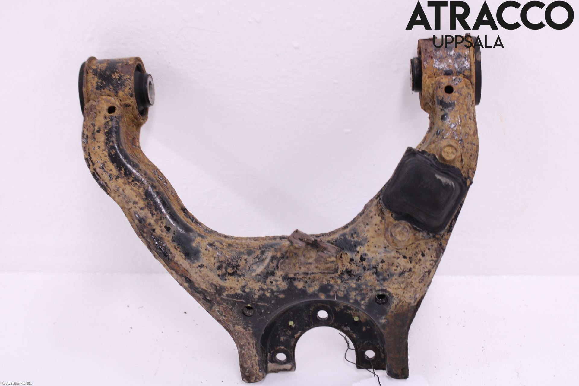 Mitsubishi L200 06-15 Bärarm Fram Övre Hö